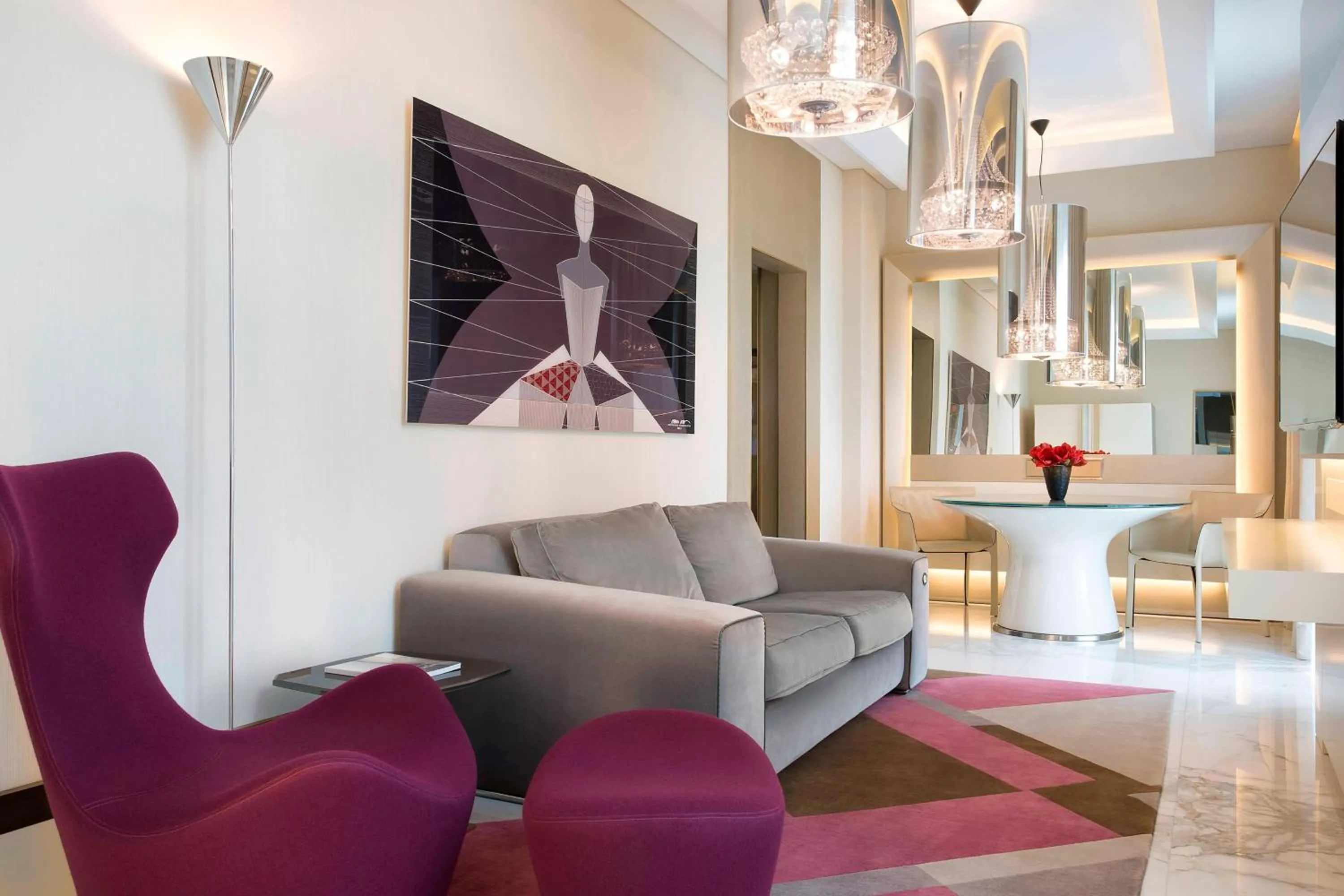 Living room in Excelsior Hotel Gallia, a Luxury Collection Hotel, Milan
