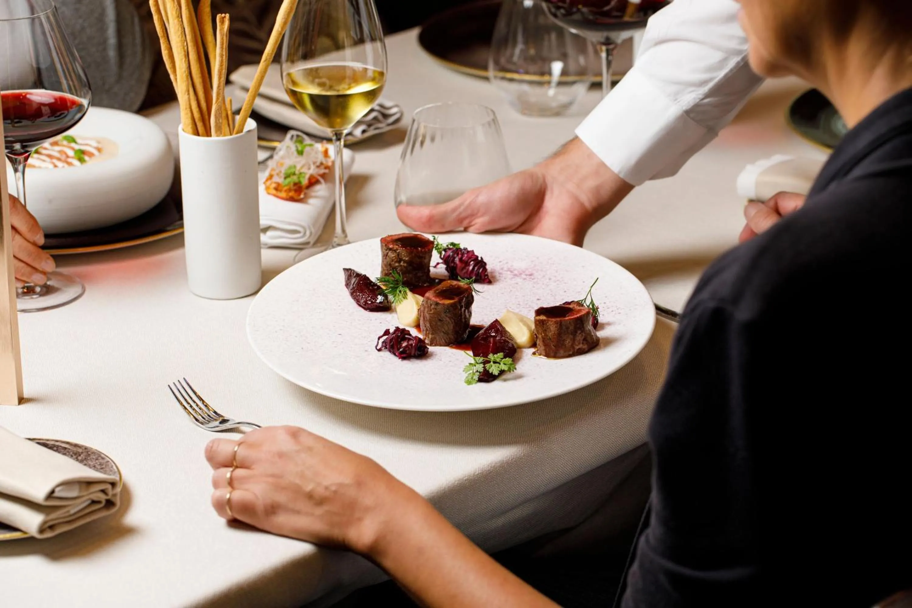 Restaurant/places to eat in Excelsior Hotel Gallia, a Luxury Collection Hotel, Milan