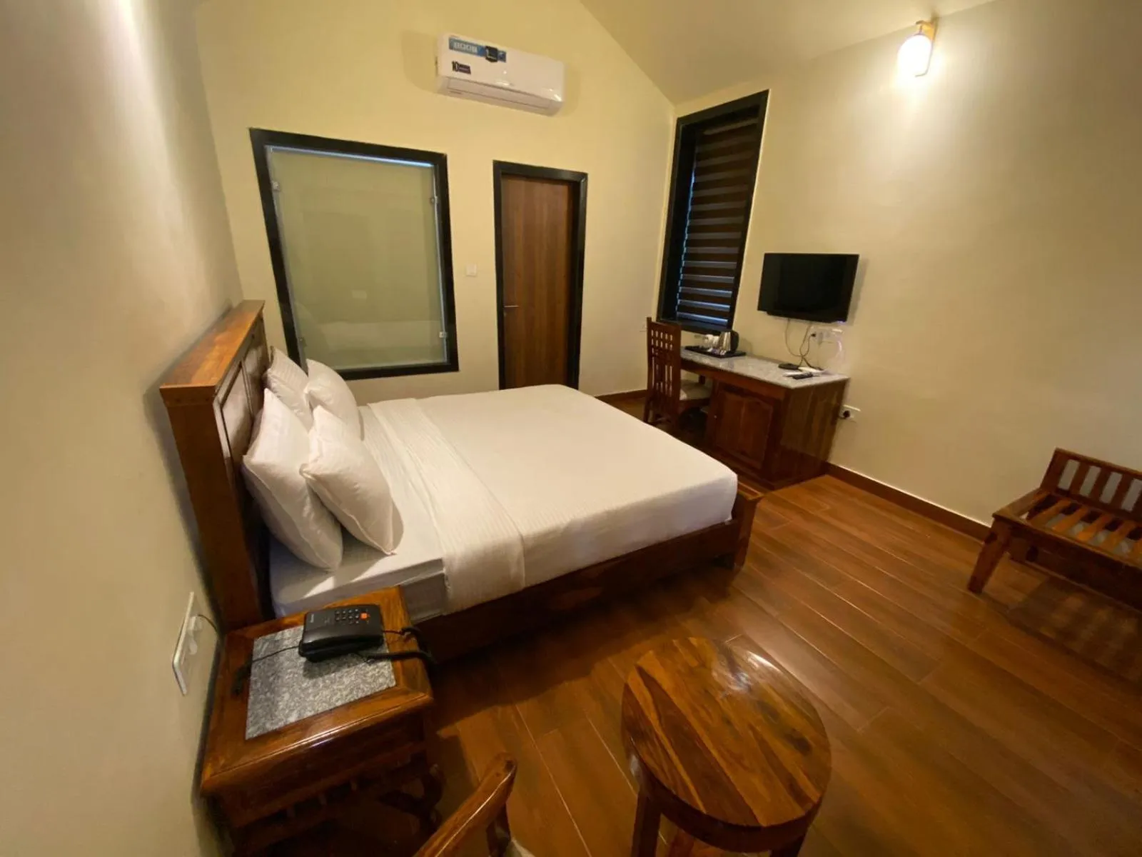 Bed in Las Cabanas Resort