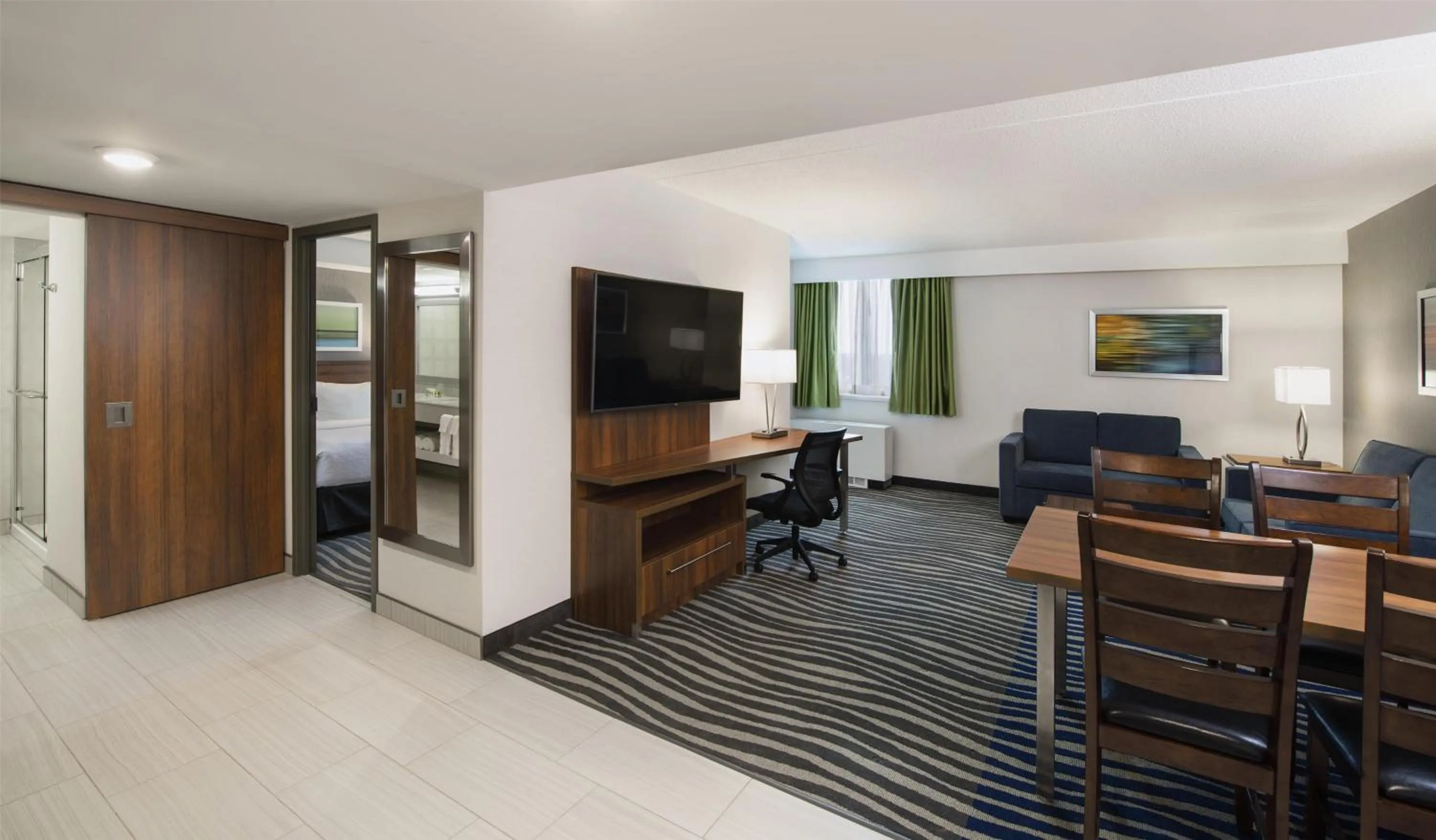 Bedroom in Birchwood Inn, BW Premier Collection