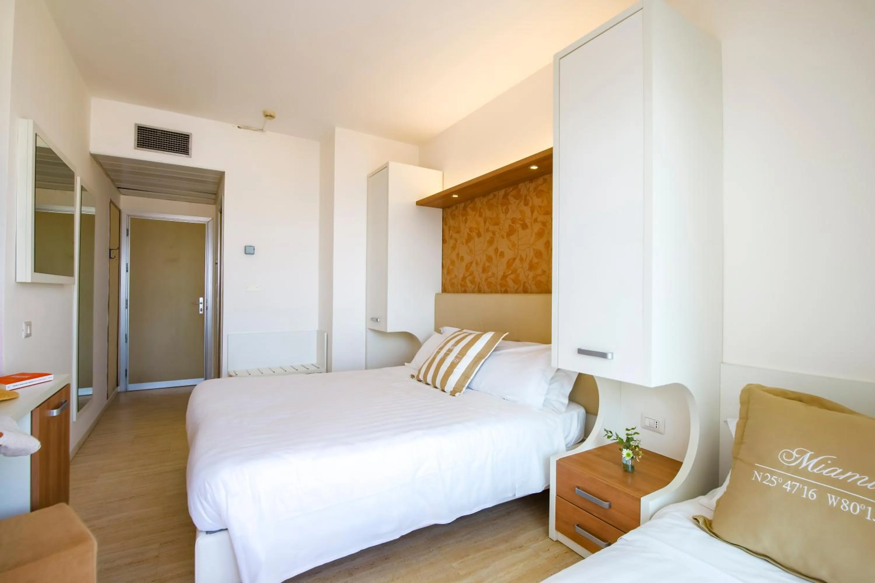 Bedroom, Bed in Eurhotel