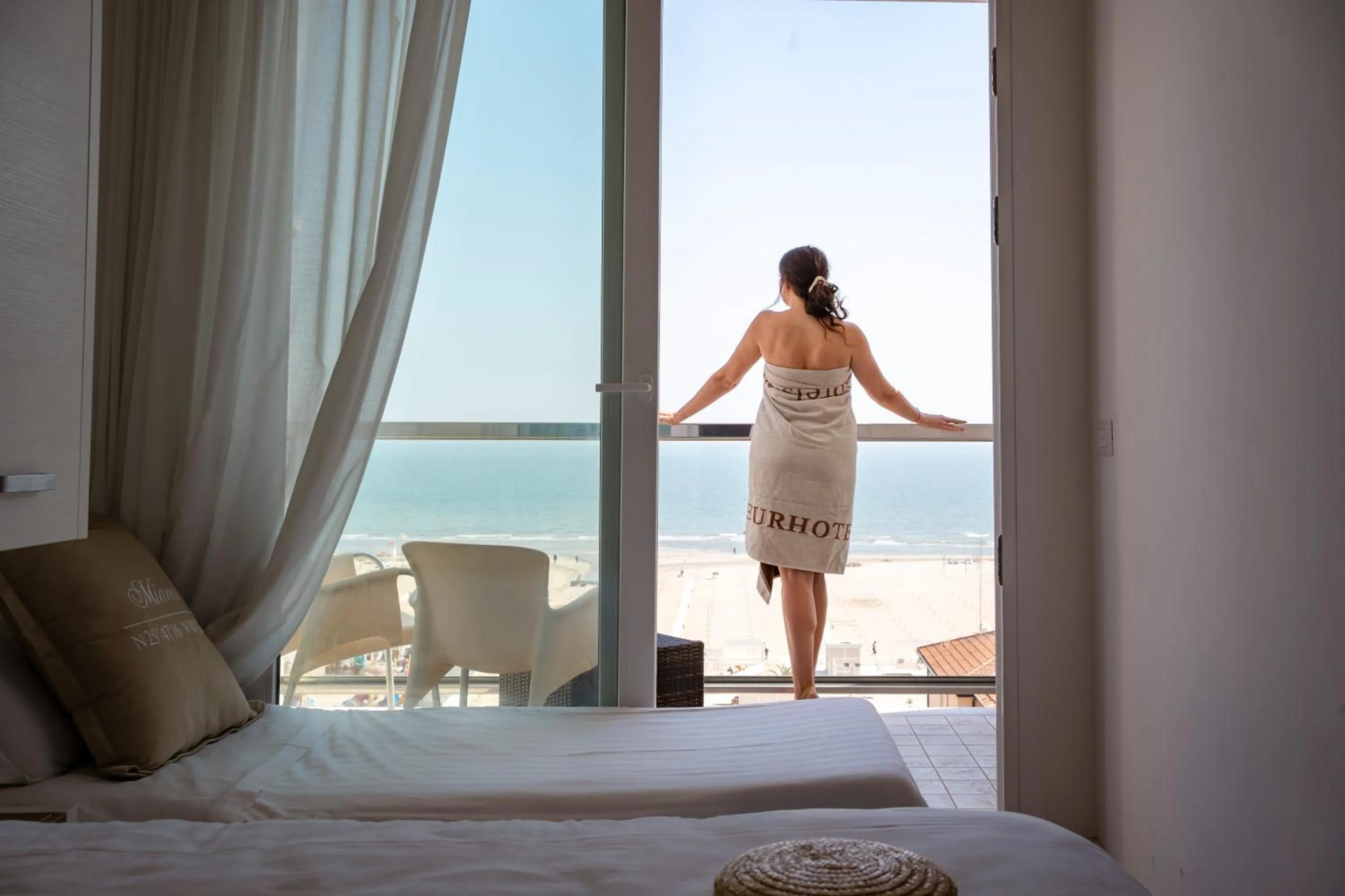 Sea view, Bed in Eurhotel