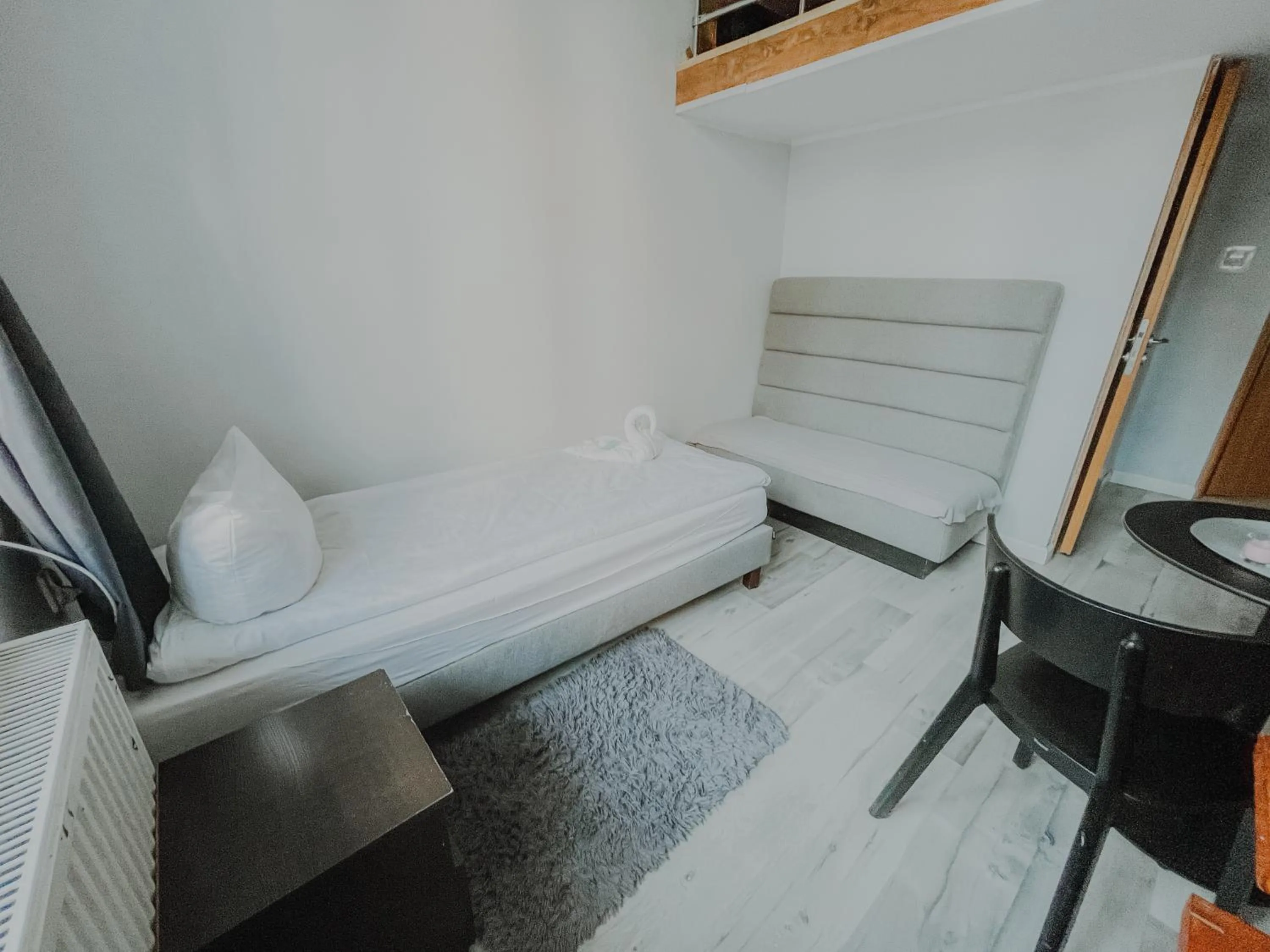 Bed in Central Sopot