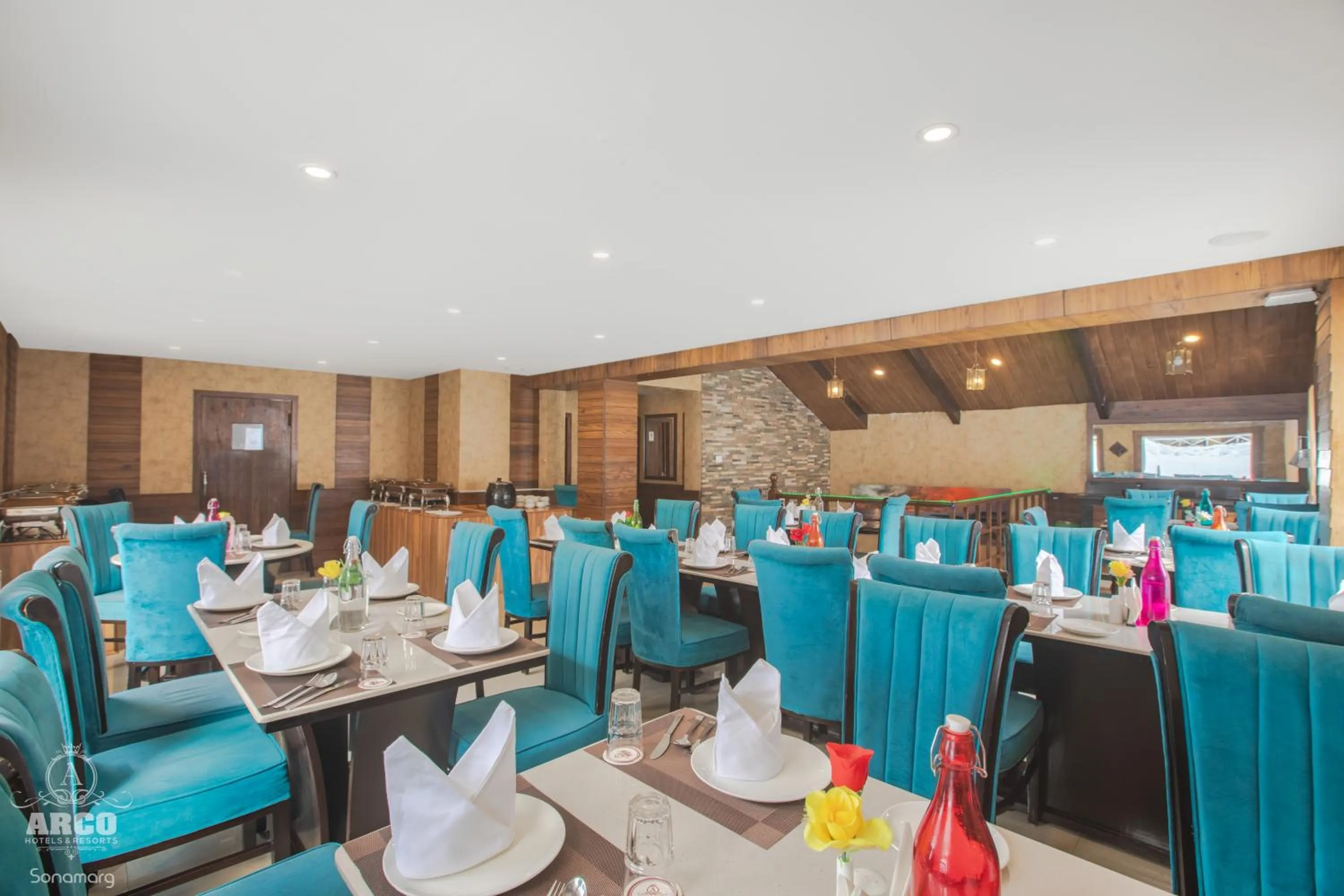 Restaurant/places to eat in Arco Hotels & Resorts sonamarg