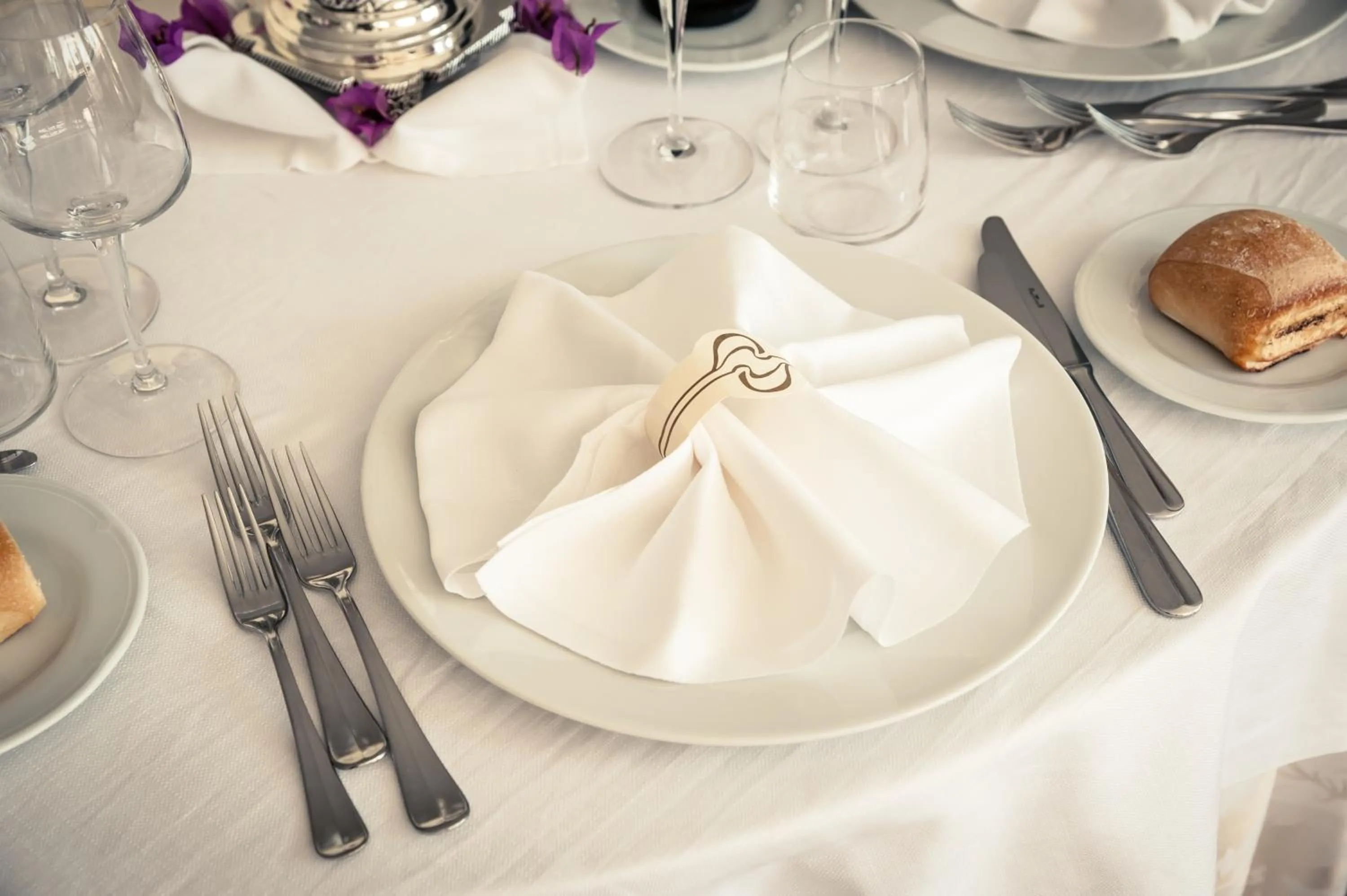 Food and drinks in Donnarumma Hotel