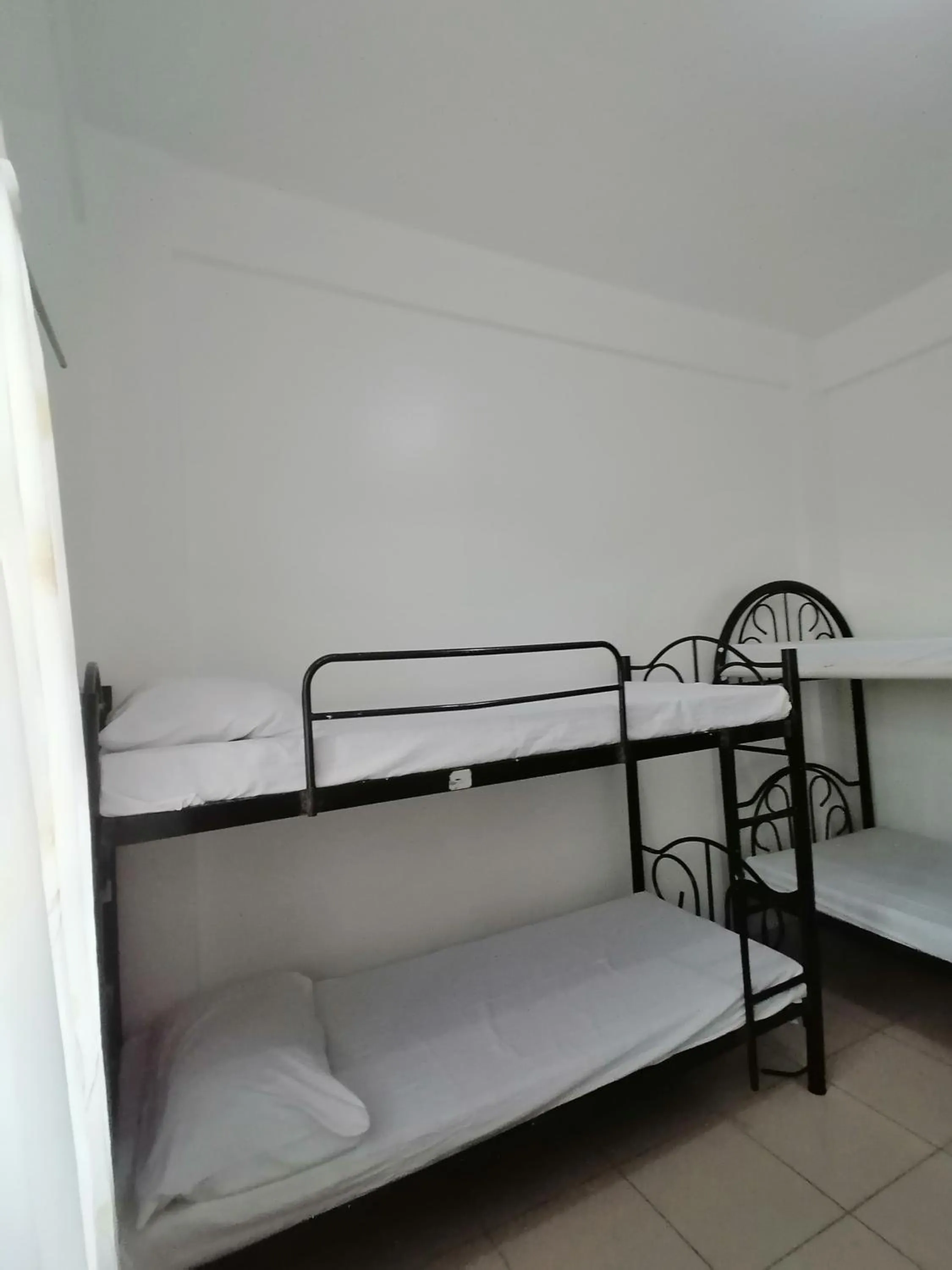 bunk bed, Bed in Two-Hearts Dormitory