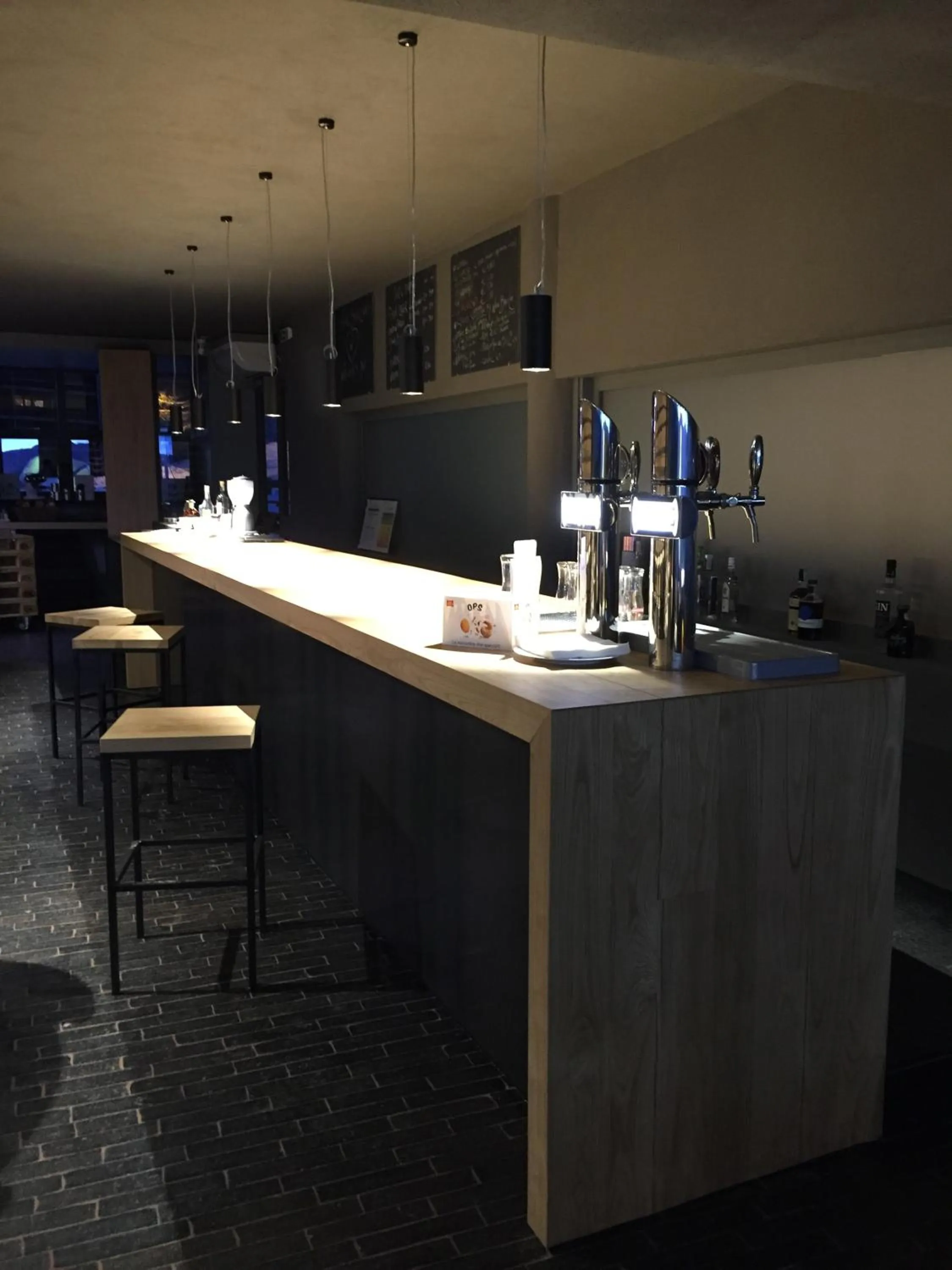 Restaurant/places to eat in BASE CAMP alpine apartments