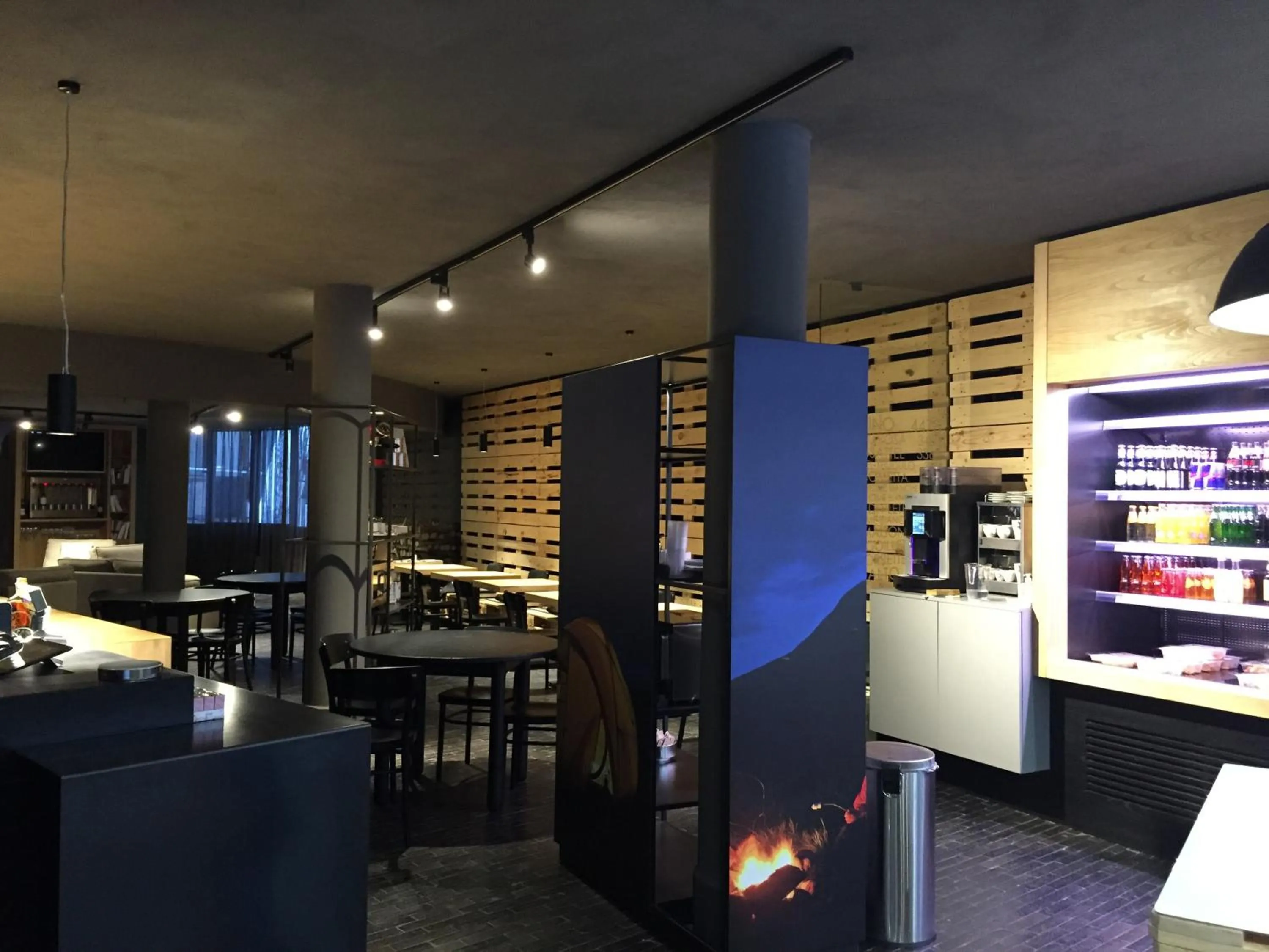 Restaurant/places to eat in BASE CAMP alpine apartments