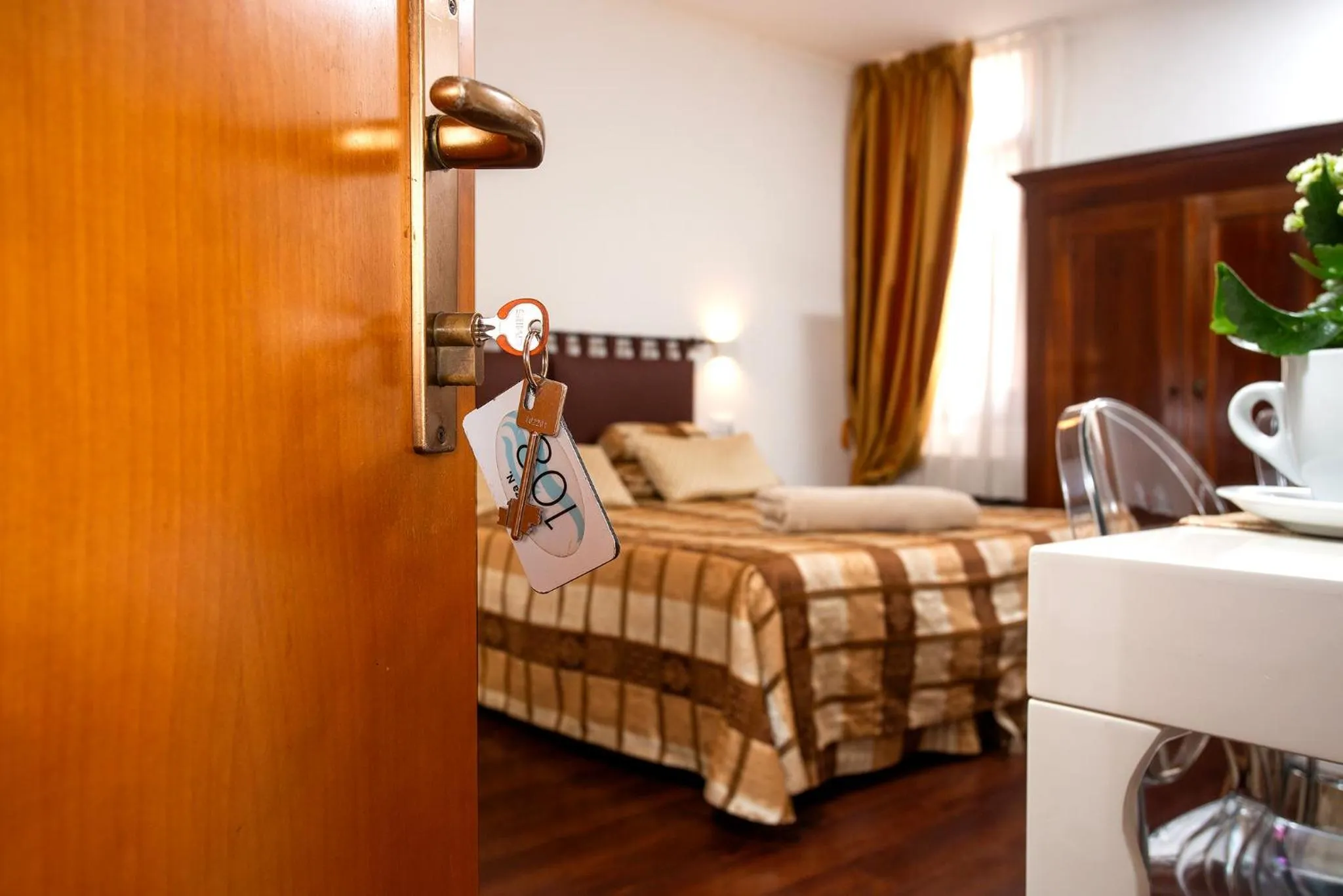 Bedroom, Bed in Albergo Marin