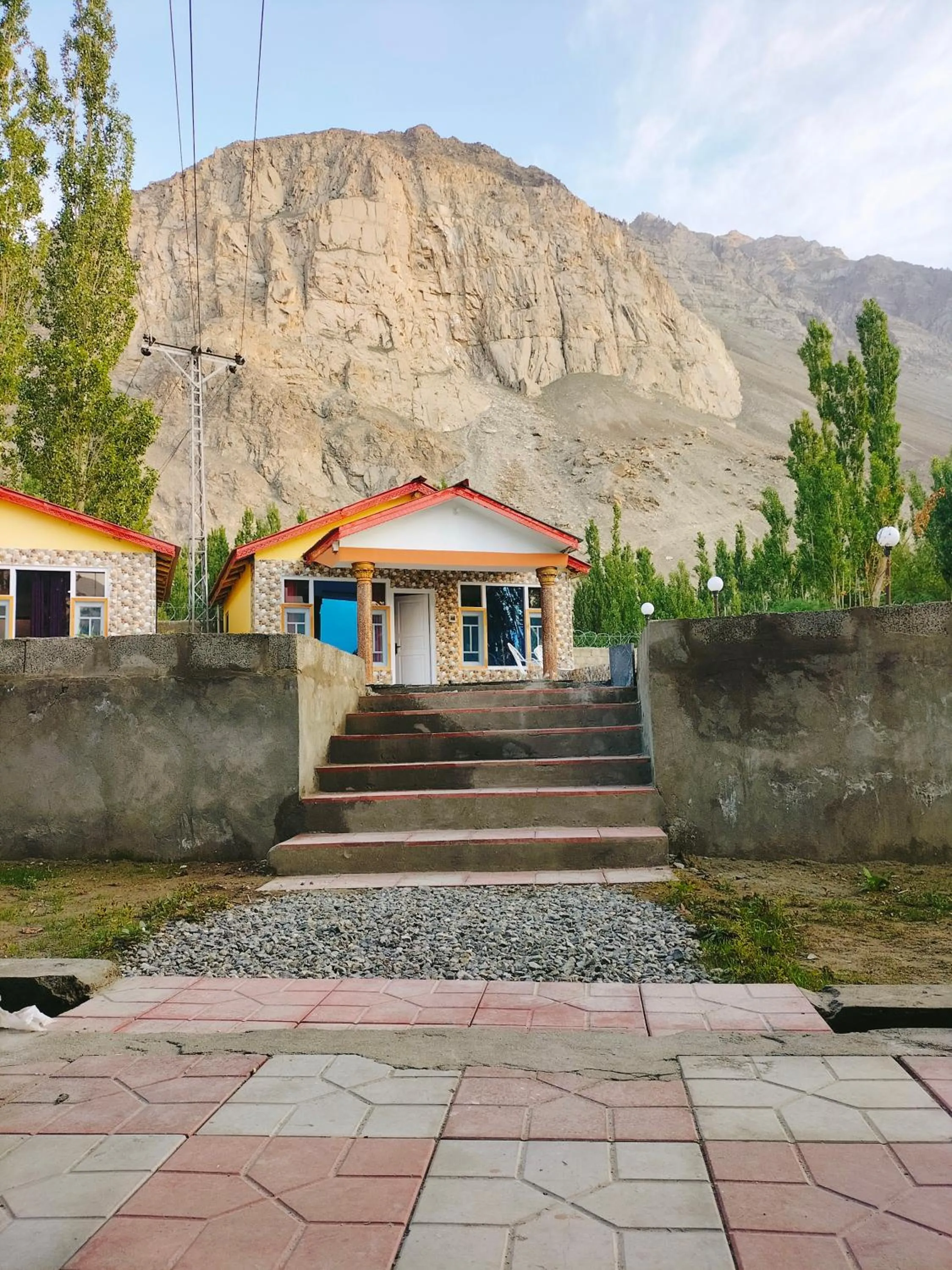 Mountain view in Skardu View Point Hotel