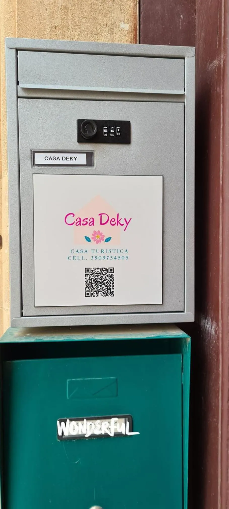 Logo/Certificate/Sign in Casa Deky