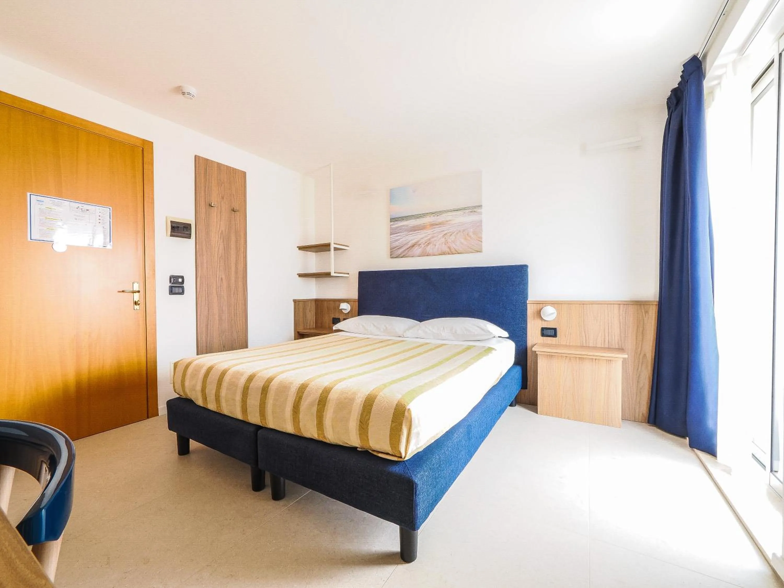 Photo of the whole room, Bed in Hotel Angelo