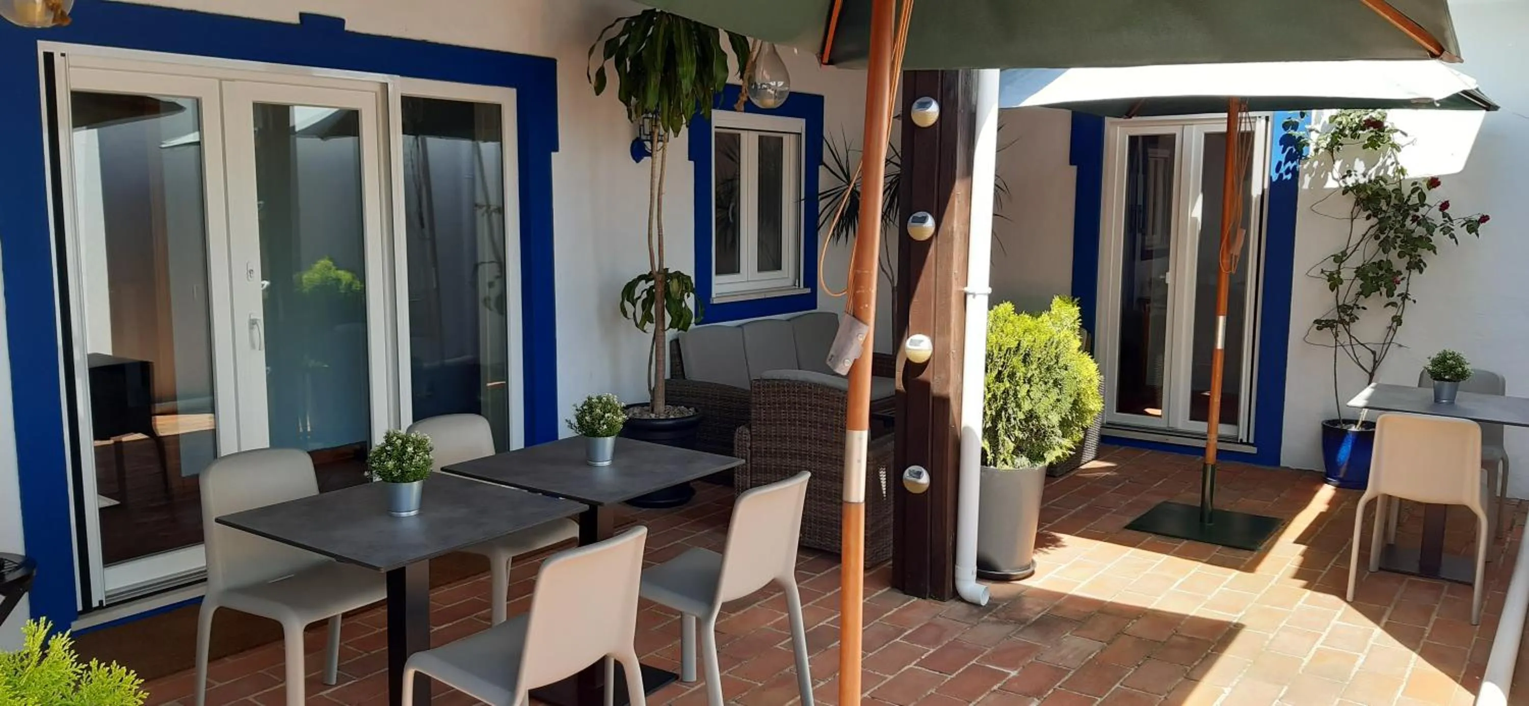 Patio in ApraHouseLoule Guesthouse