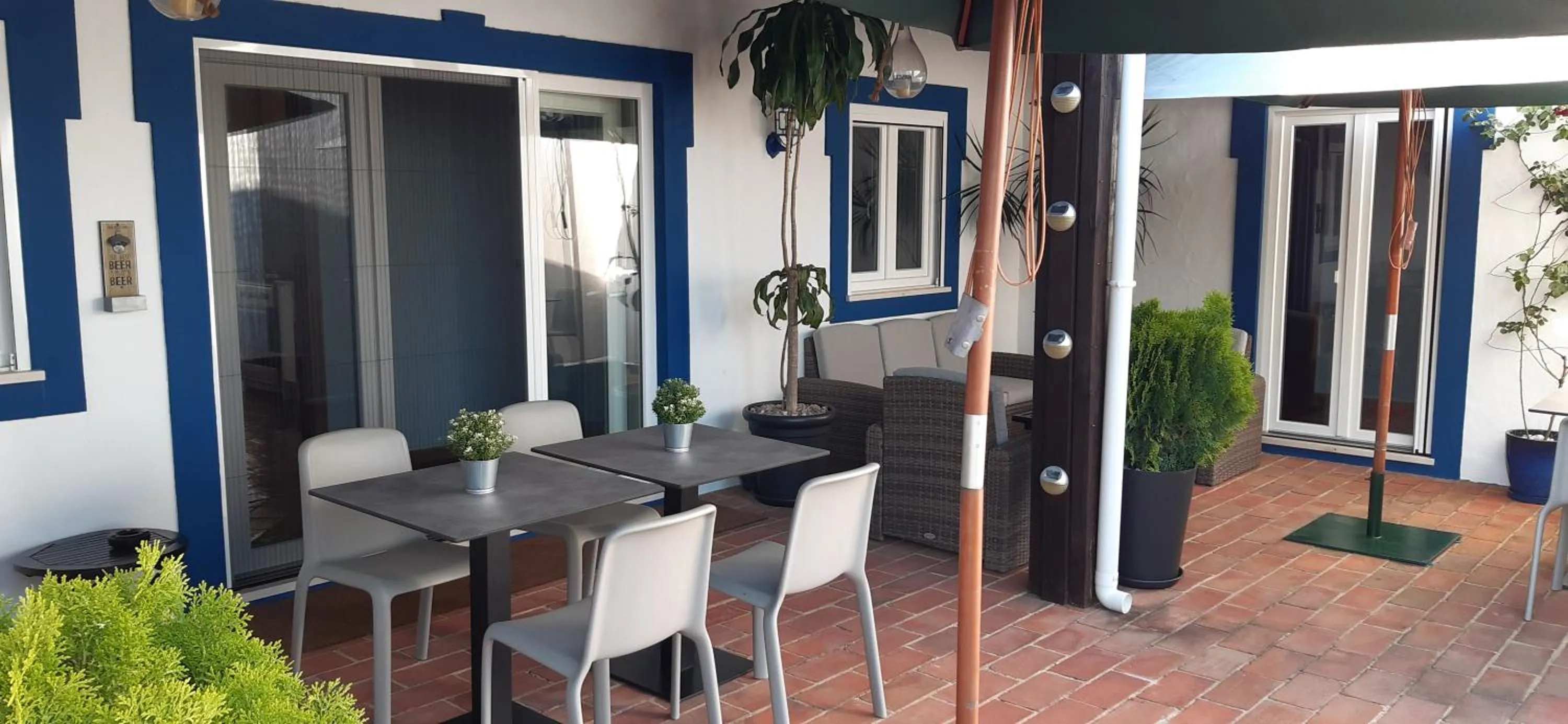 Patio in ApraHouseLoule Guesthouse