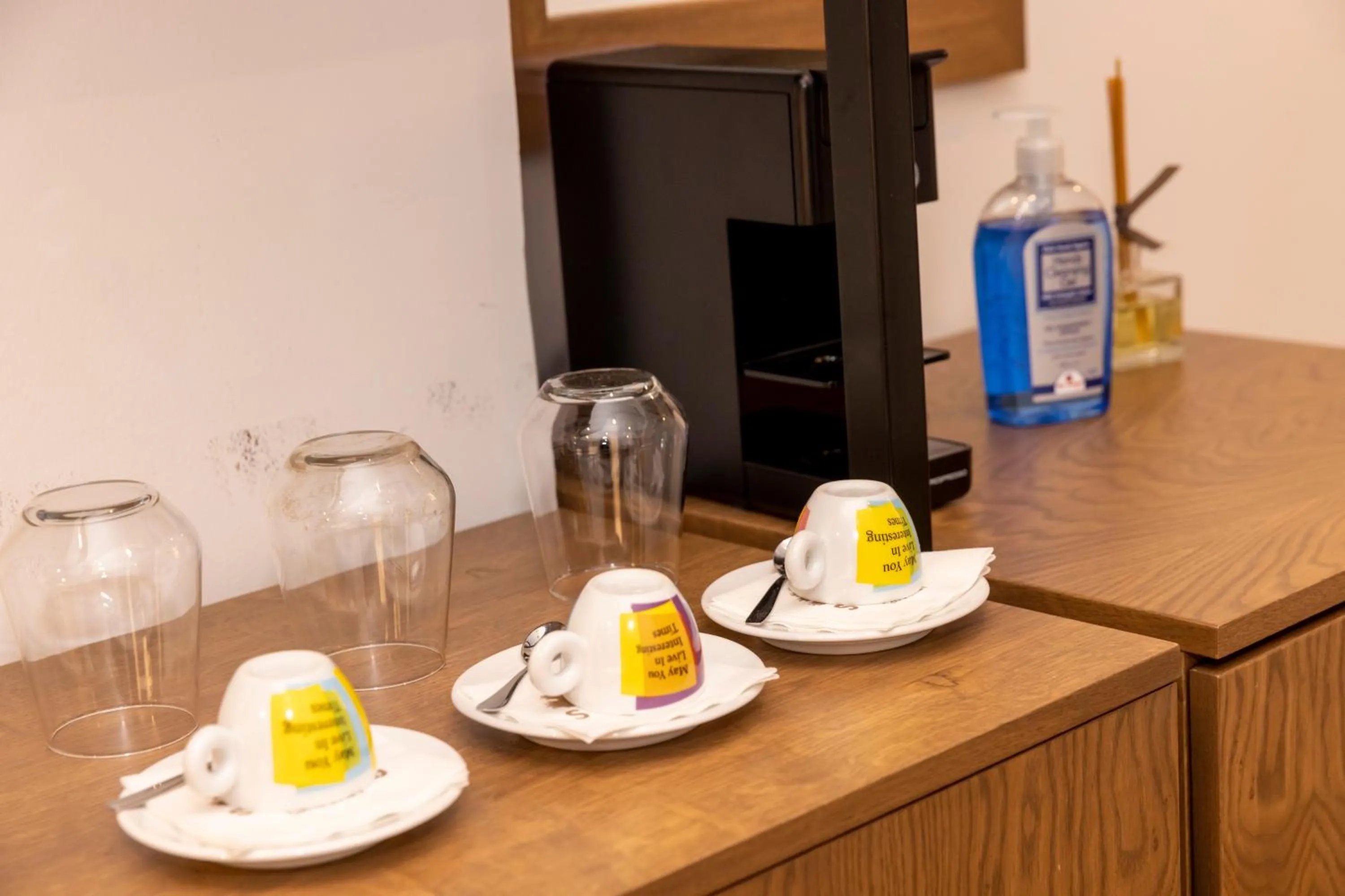 Centrally Stylish Suite by Acropolis