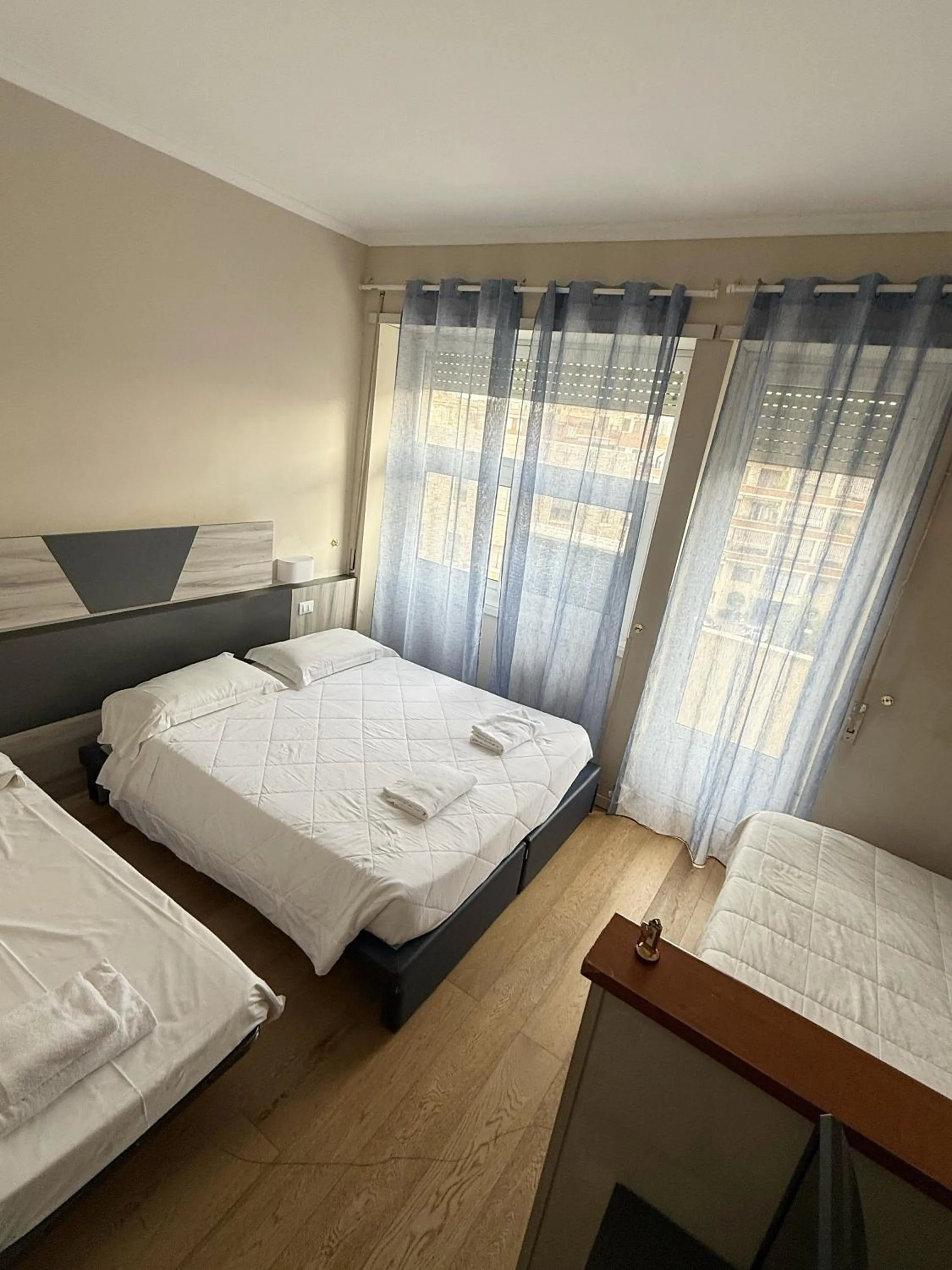 TV and multimedia, Bed in Hotel Laura