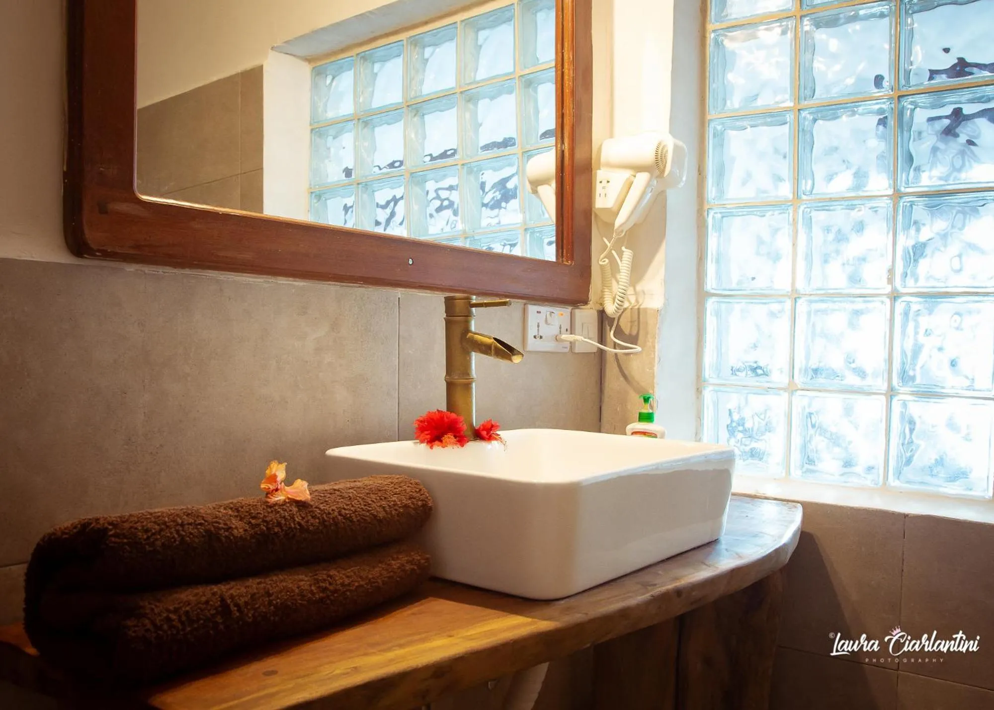 Bathroom in Uroa Zanzibar Vera Beach Hotel by Moonshine