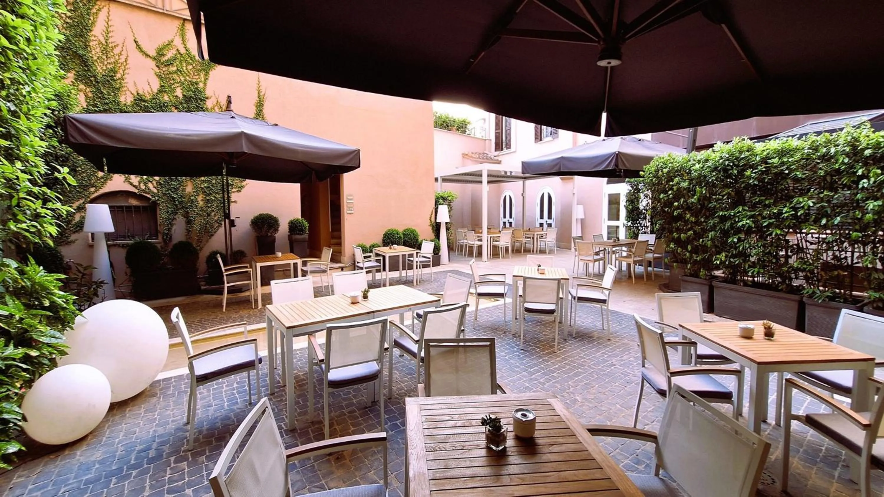 Restaurant/places to eat in Hotel Indigo Rome - St. George by IHG
