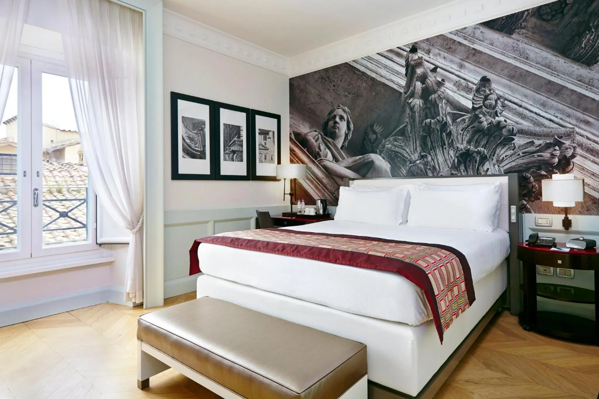 Photo of the whole room, Bed in Hotel Indigo Rome - St. George by IHG