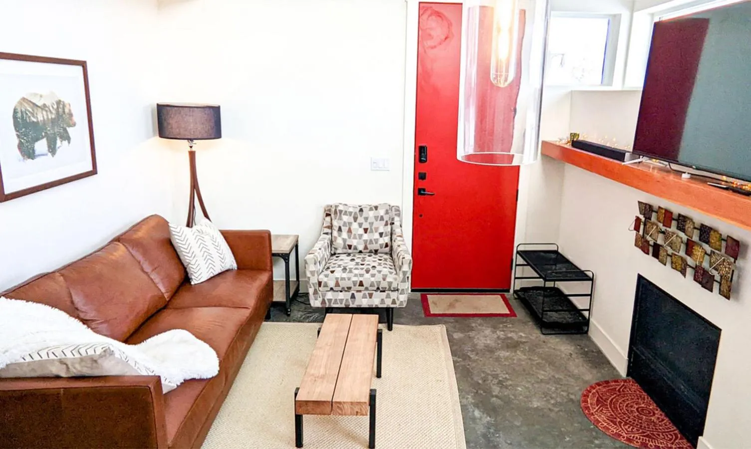 Living room in LUX Modern Chalet, Pool & Hot Tub, 10 Mins to the Mountain & Incredible Views