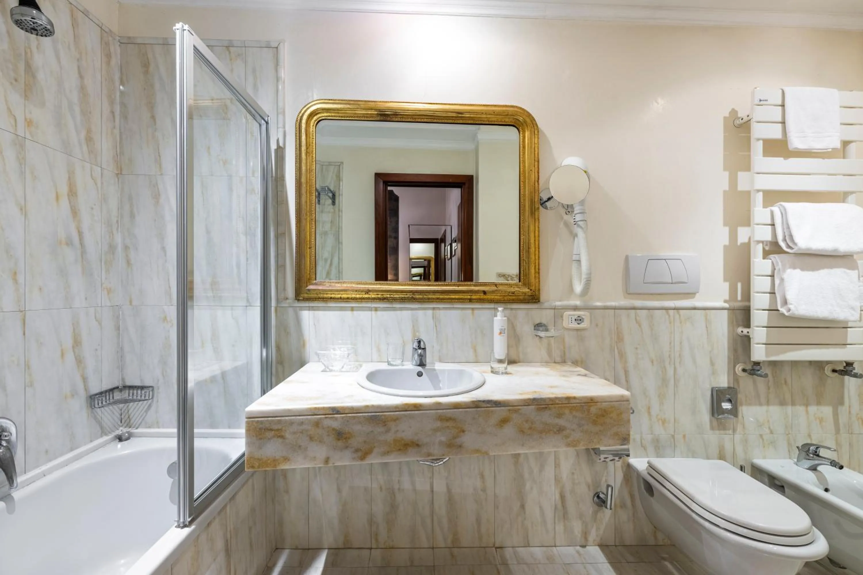 Toilet in Hotel Casa Verardo Residenza d'Epoca