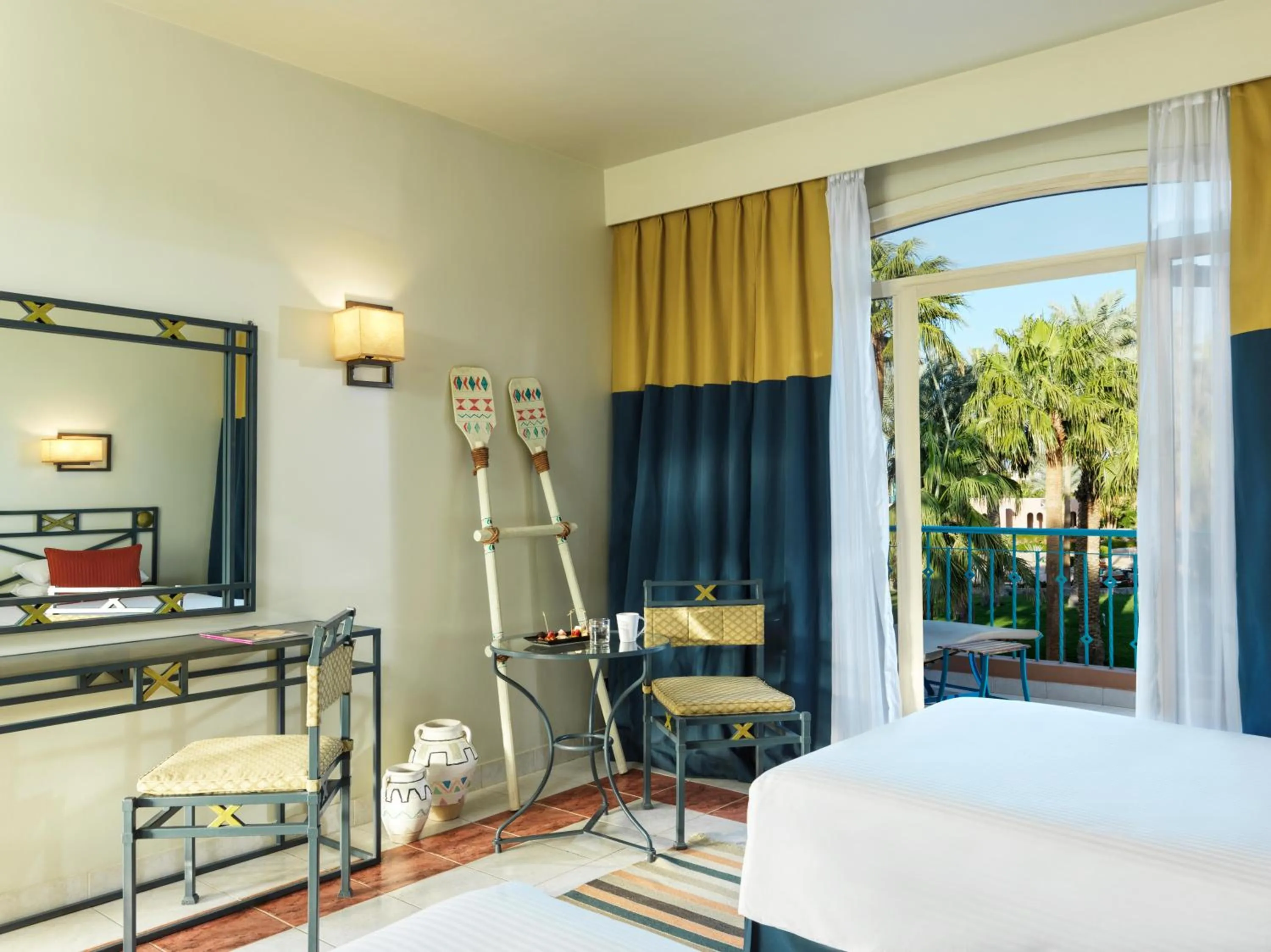 View (from property/room), Bed in Club Paradisio El Gouna Red Sea