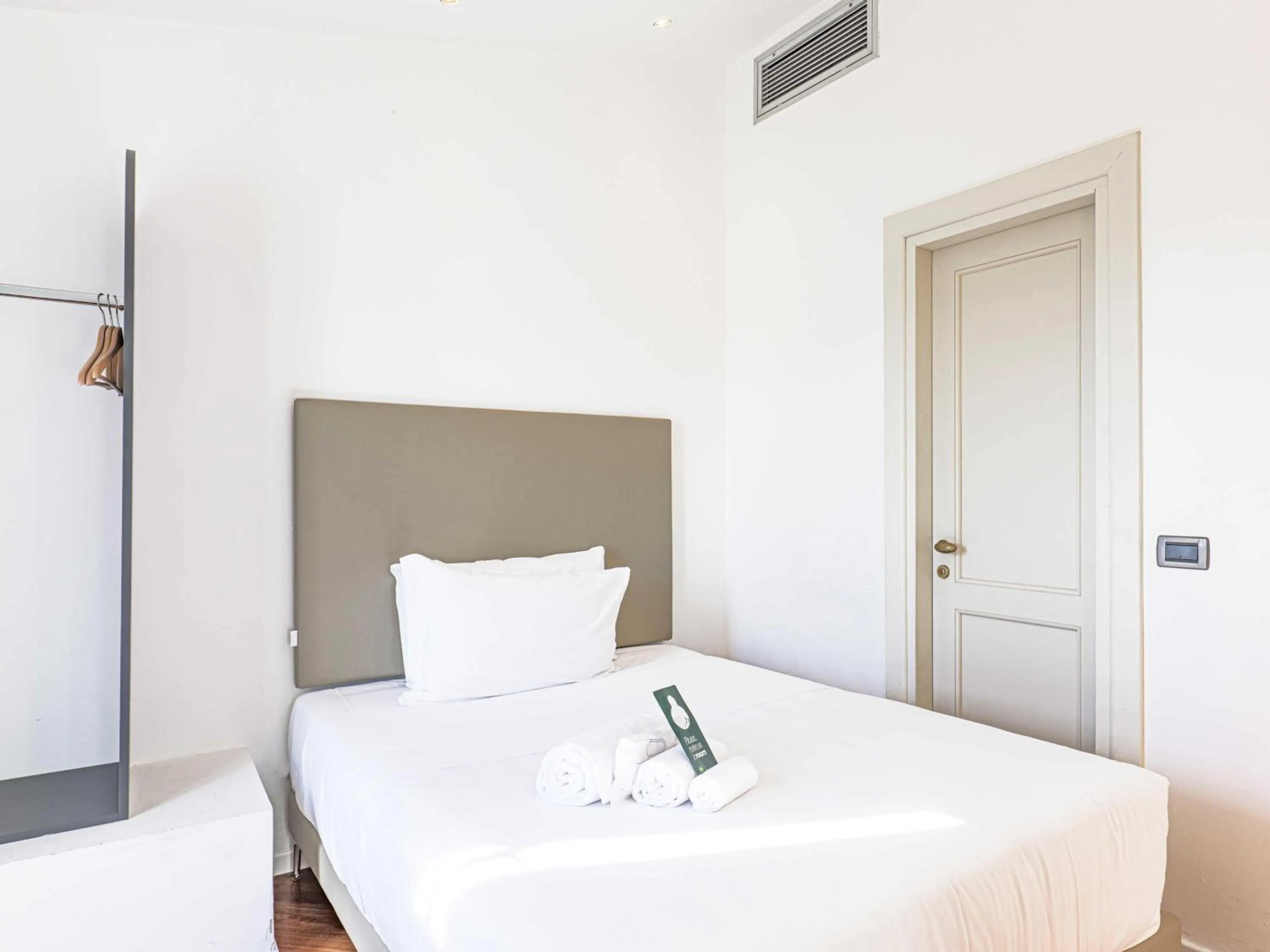 Single Room with Terrace - single occupancy in B&B Hotel Firenze Laurus Al Duomo