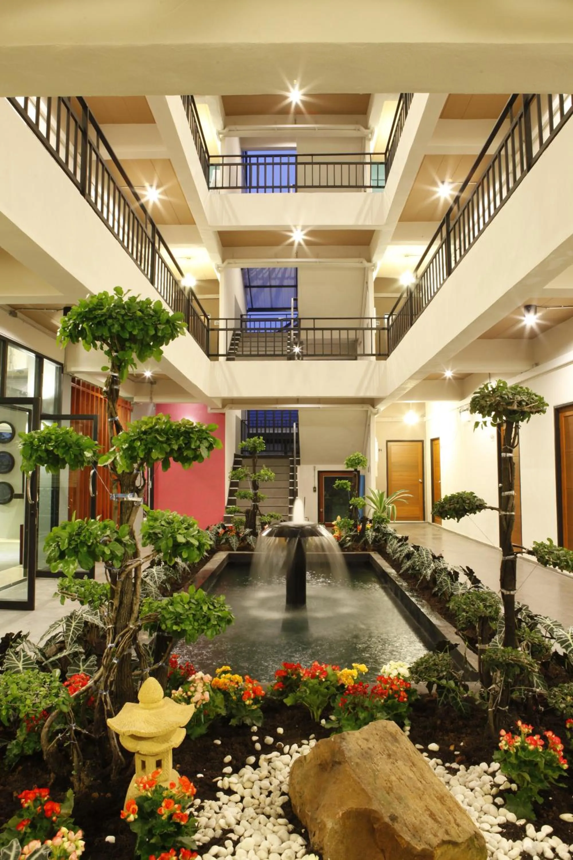 Euanjitt Chill House