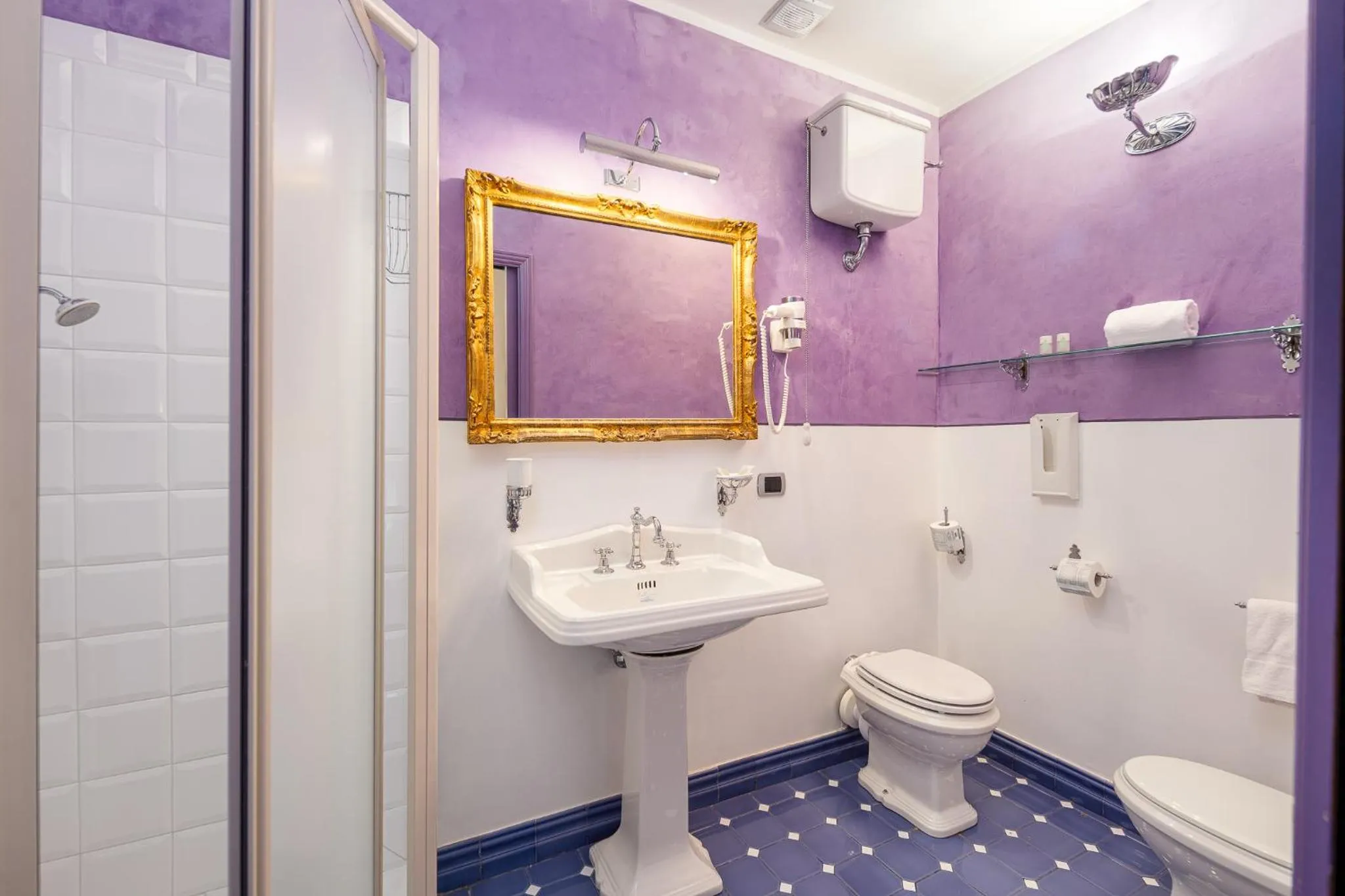 Shower in Il Marzocco Boutique B&B