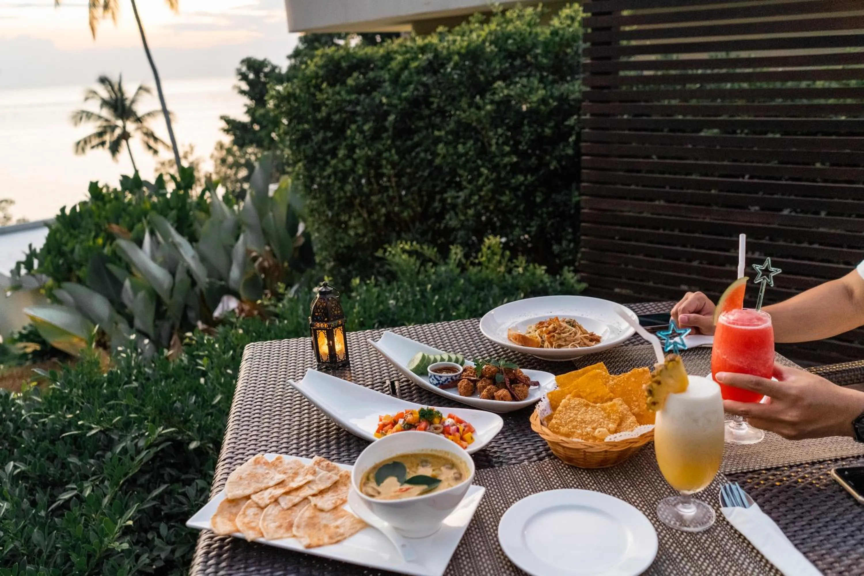 Restaurant/places to eat in Nest Sense Resort