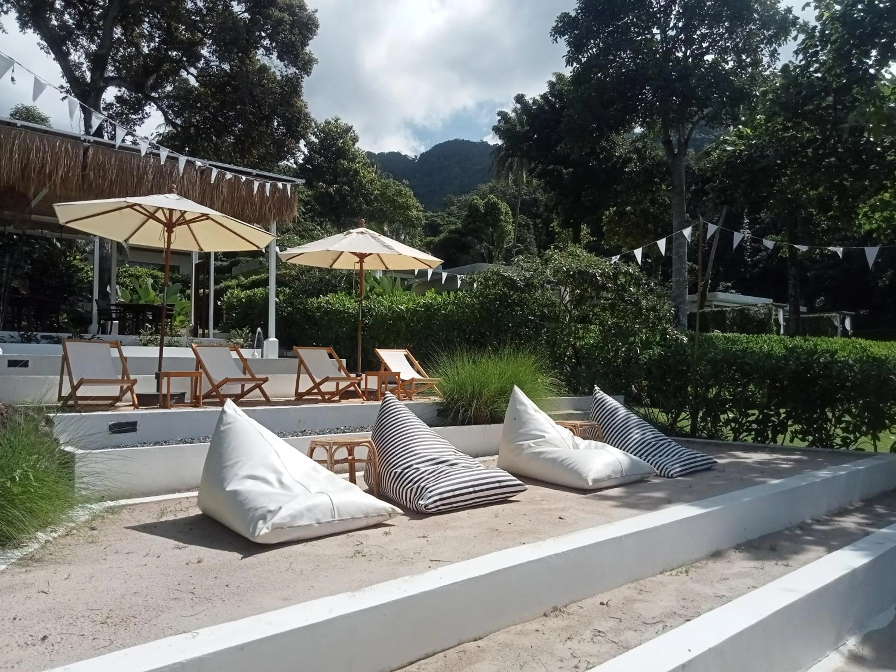 Area and facilities in Nest Sense Resort