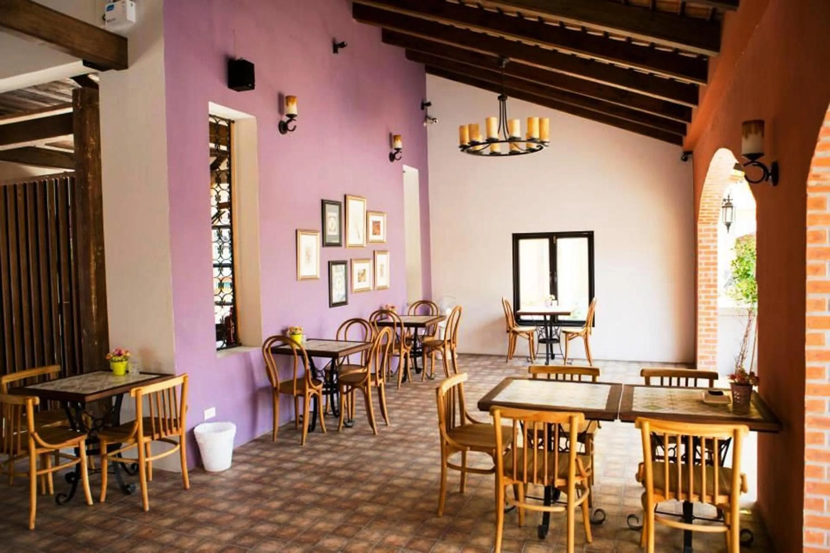 Restaurant/places to eat in Hotel Toscana Trat