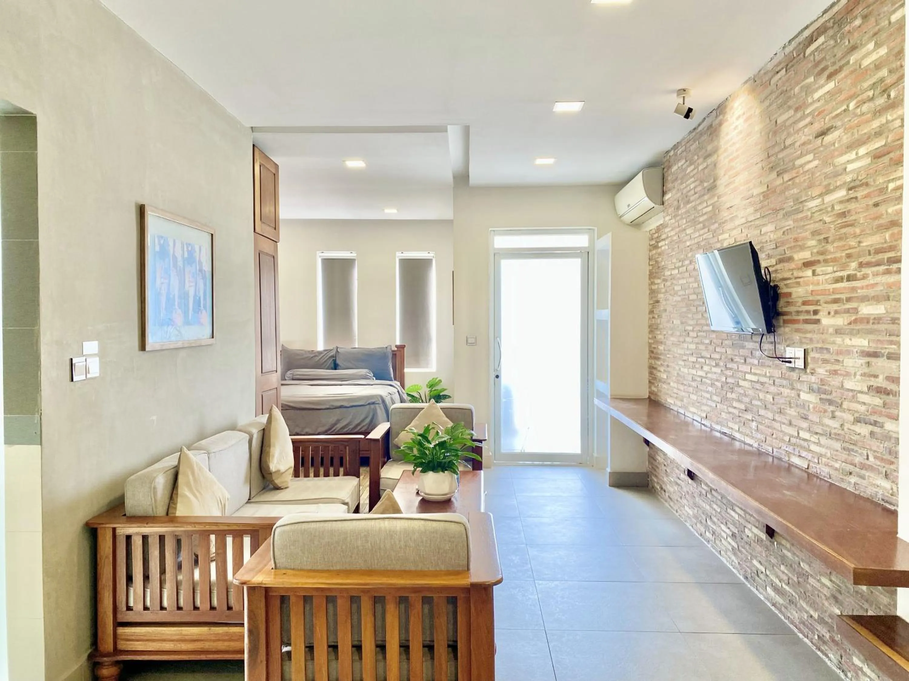 TV and multimedia, Bed in WH Bassac Residence