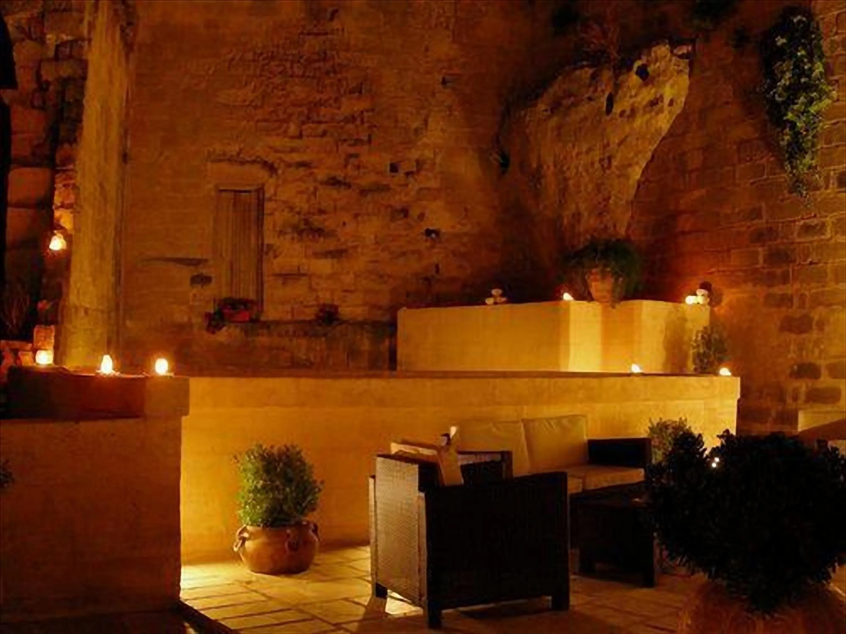 Patio in Caveoso Hotel