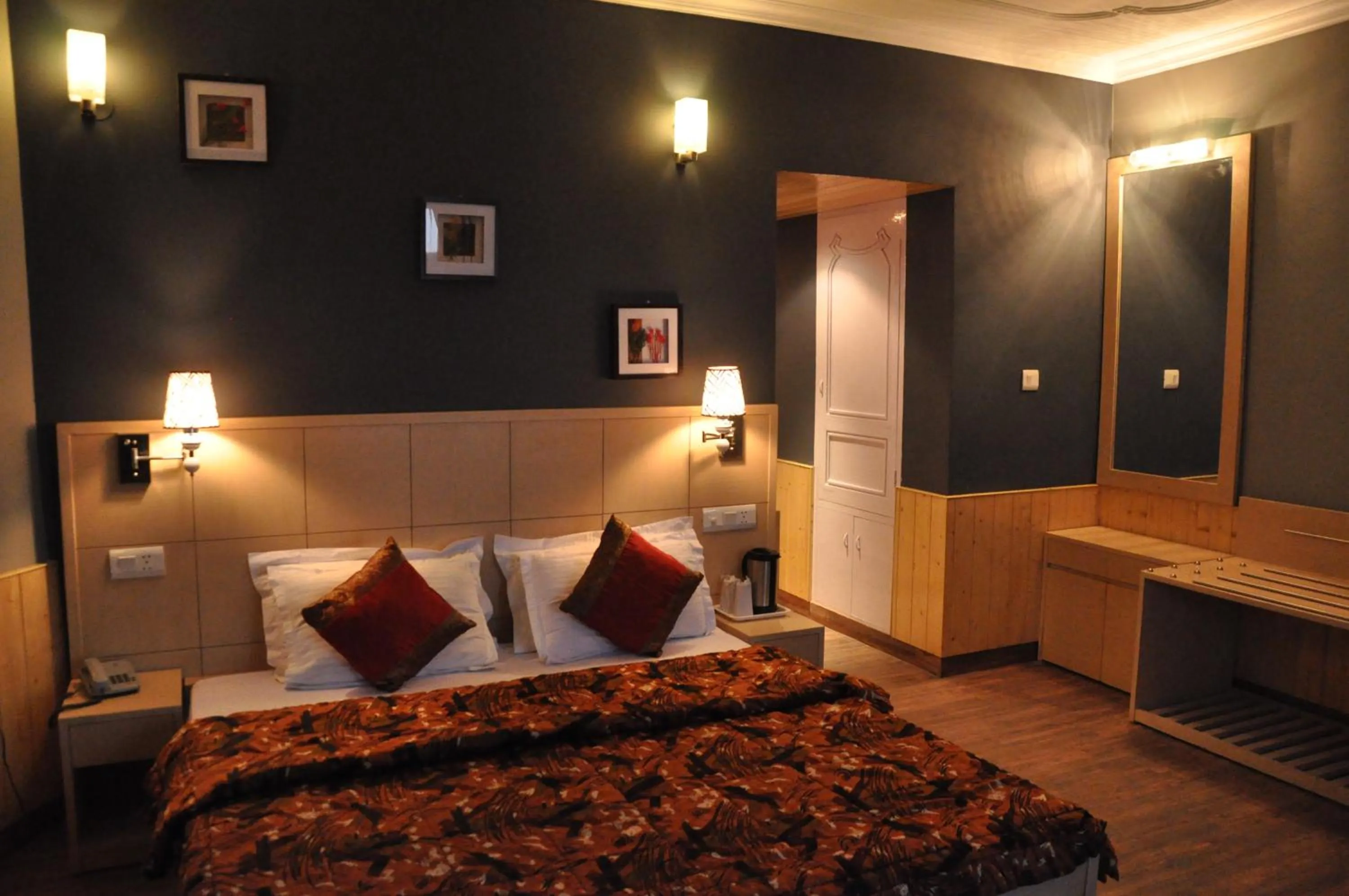 Photo of the whole room, Bed in Hotel Ekant