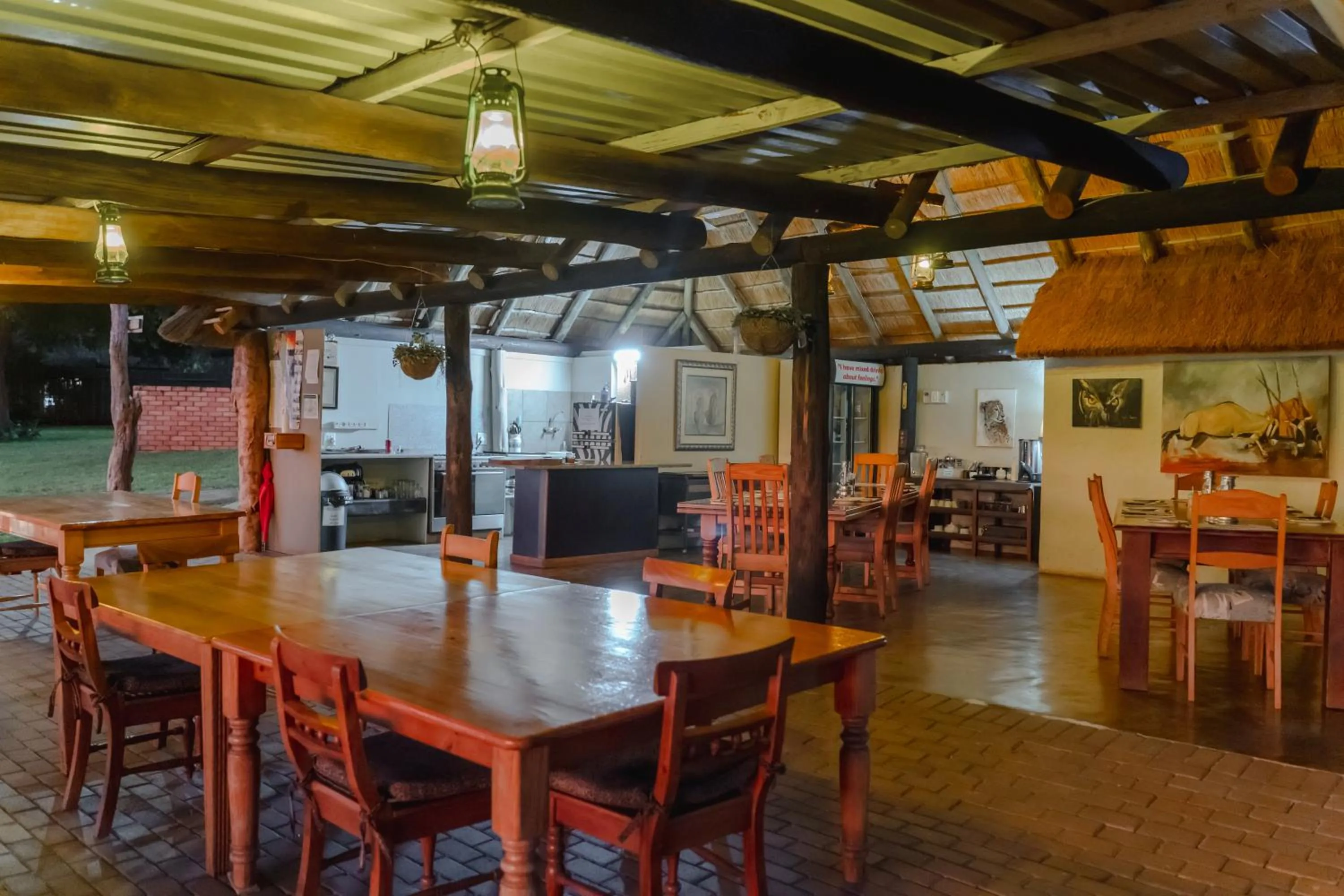 Seating area in Crocodile Bridge Safari Lodge