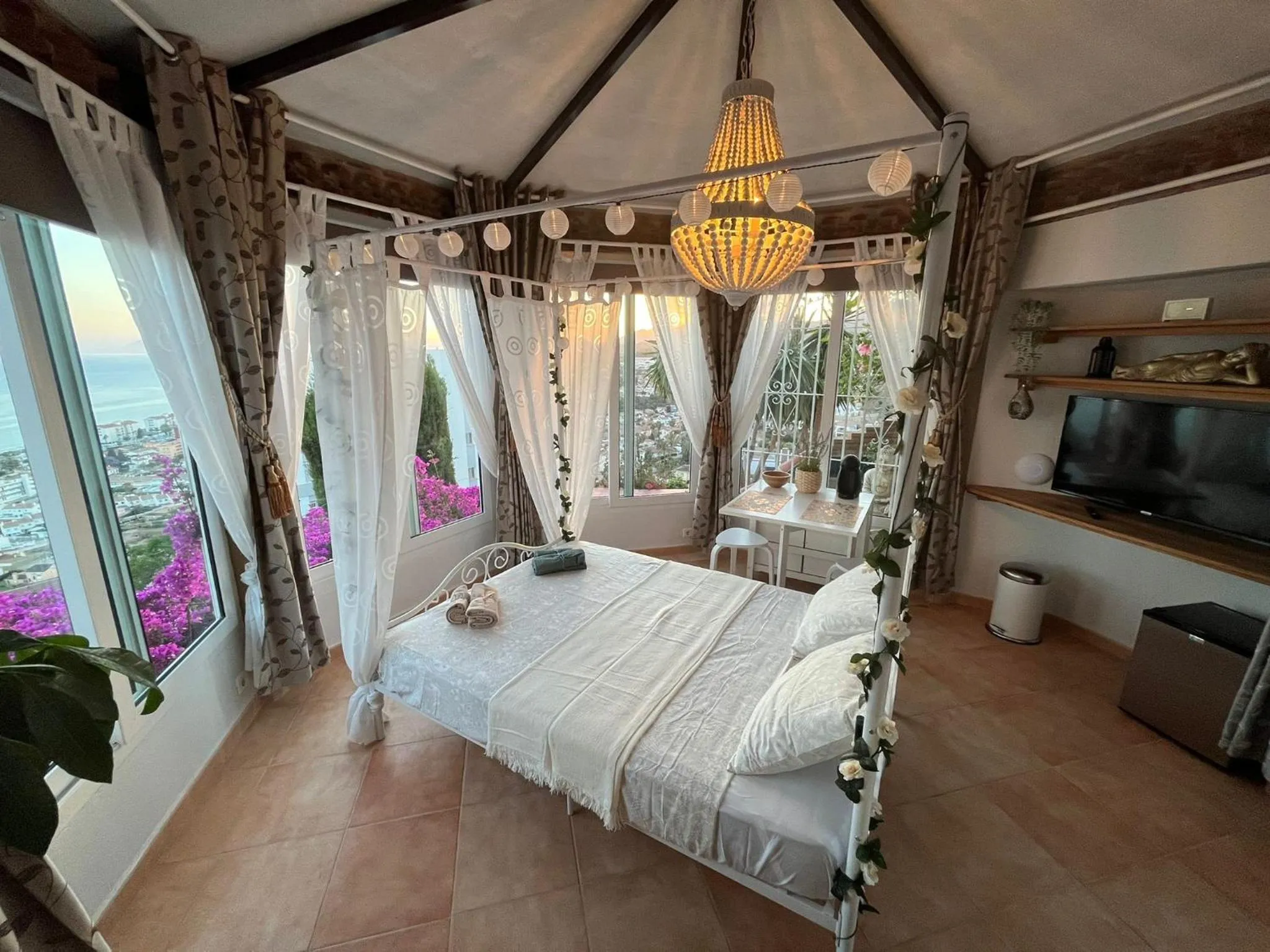 Photo of the whole room, Bed in Casa Hermosa