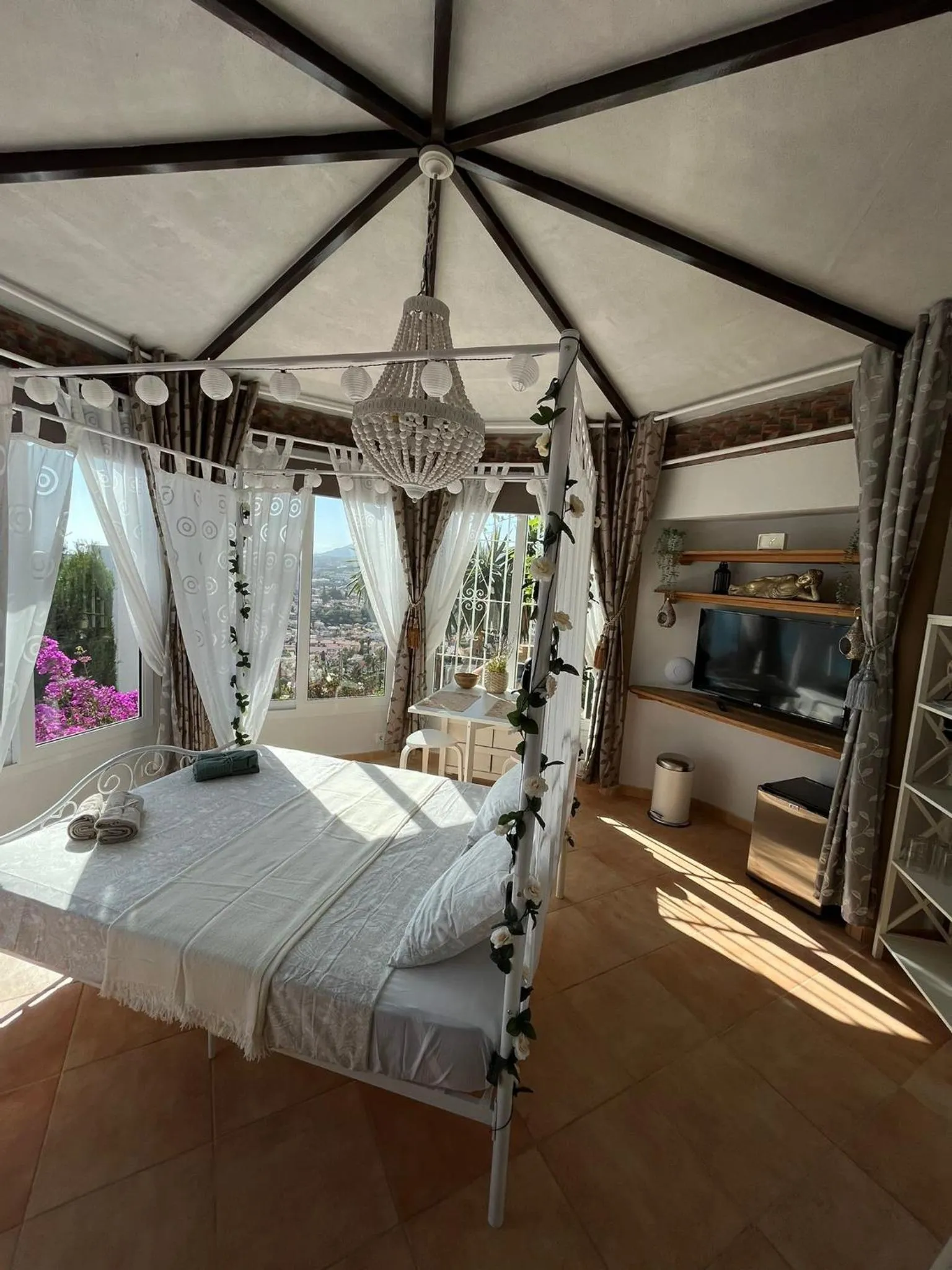 Photo of the whole room, Bed in Casa Hermosa