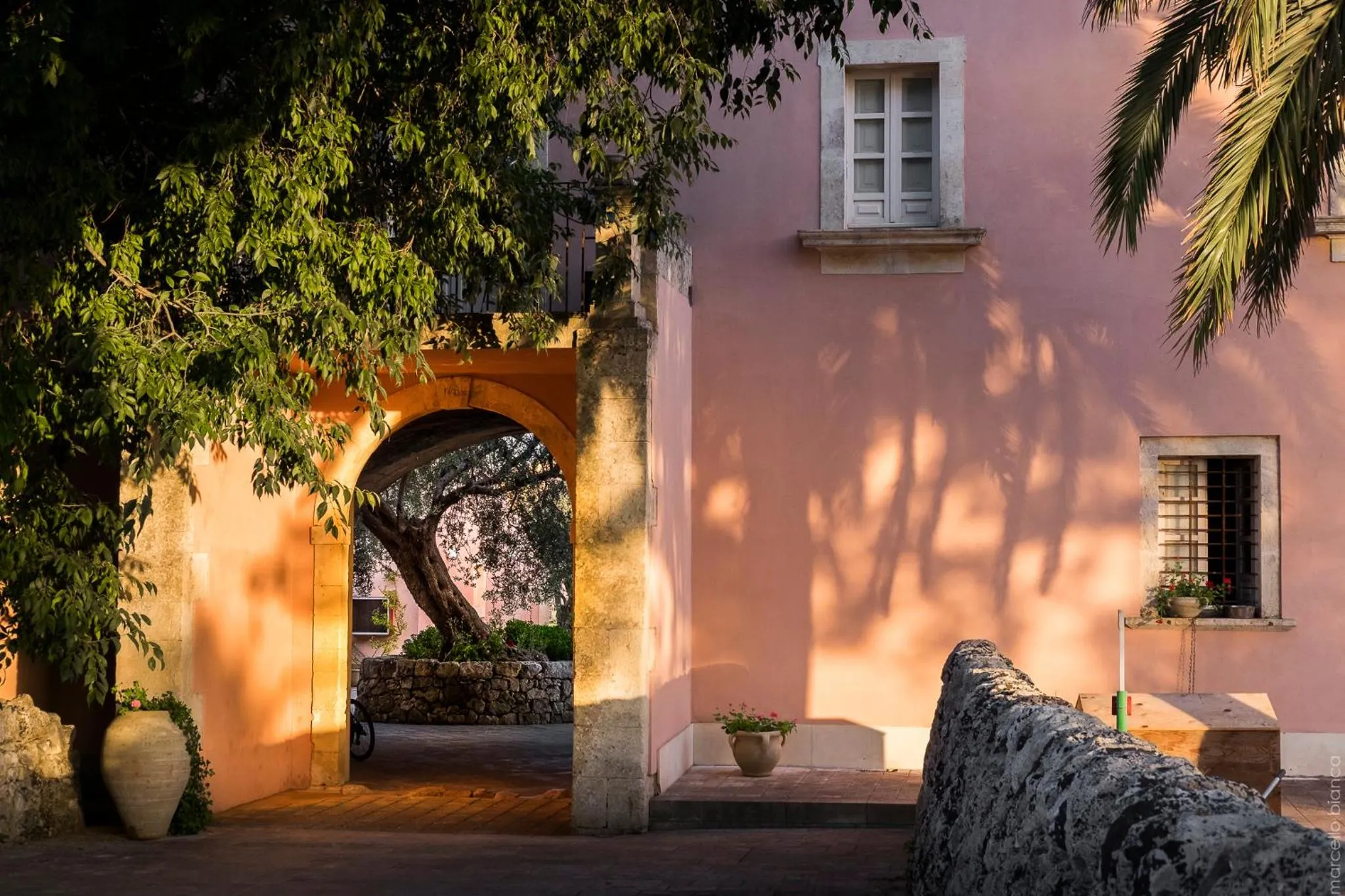 Facade/entrance in Masseria Degli Ulivi - Noto