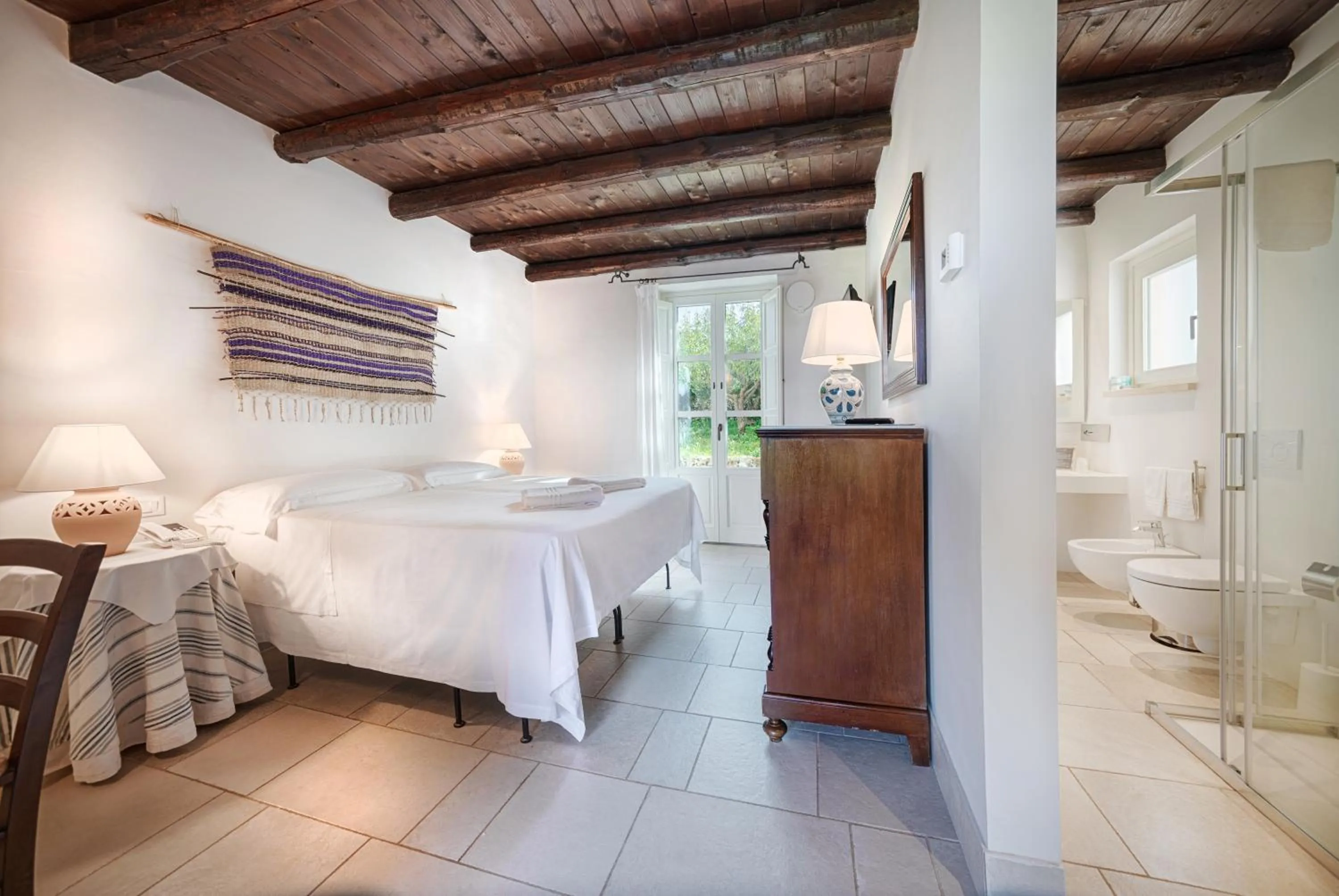 Photo of the whole room, Bed in Masseria Degli Ulivi - Noto