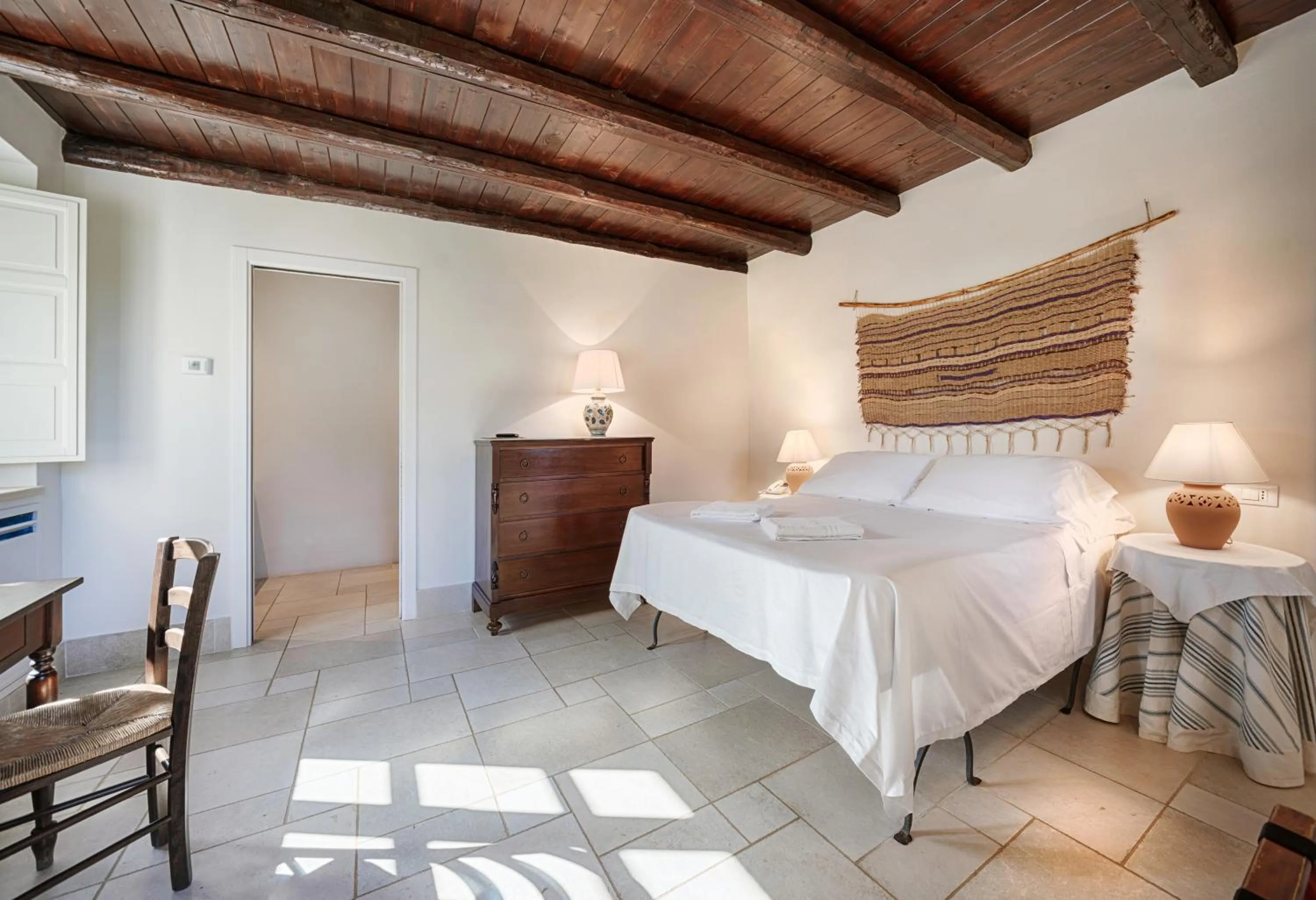 Photo of the whole room, Bed in Masseria Degli Ulivi - Noto