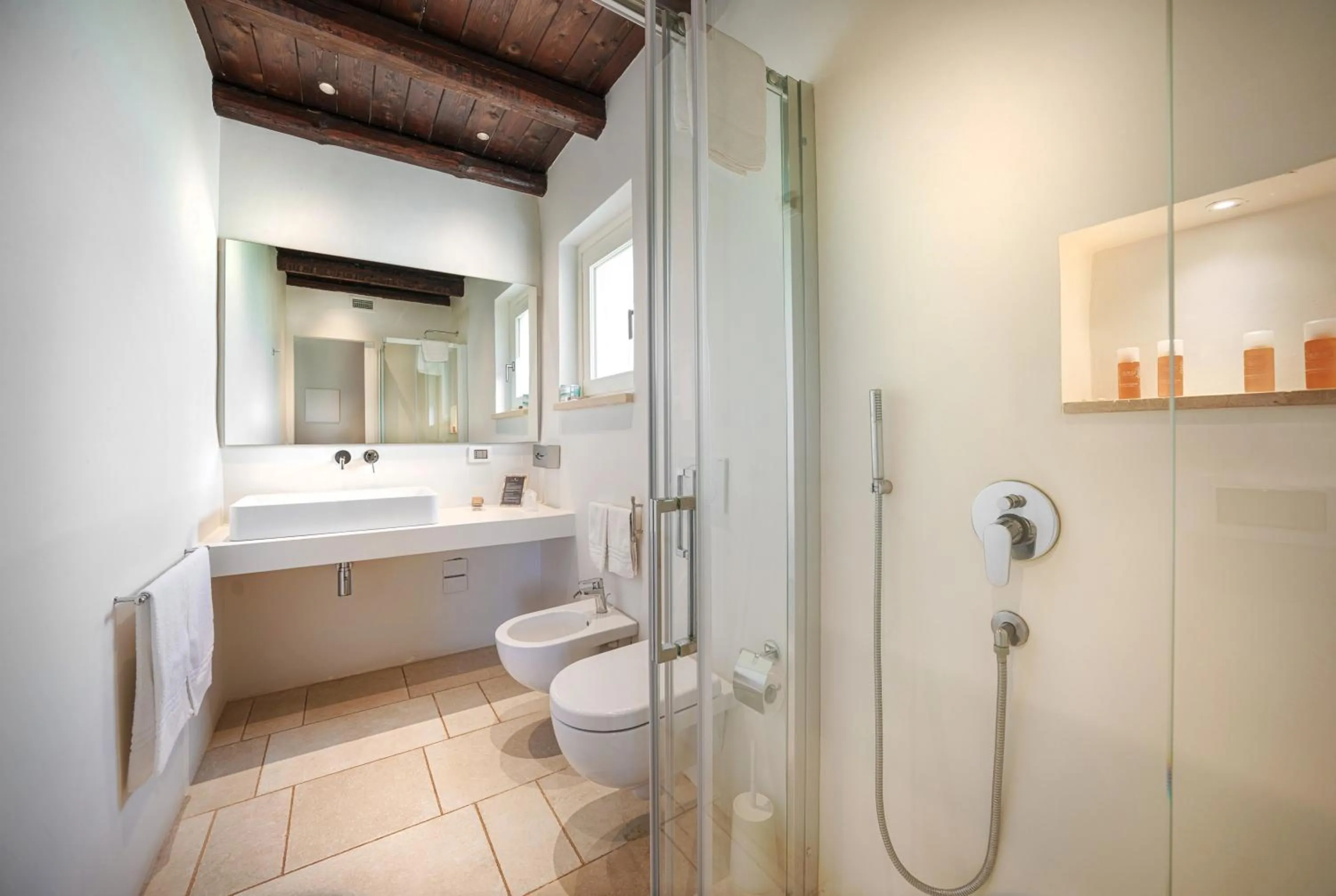 Bathroom in Masseria Degli Ulivi - Noto