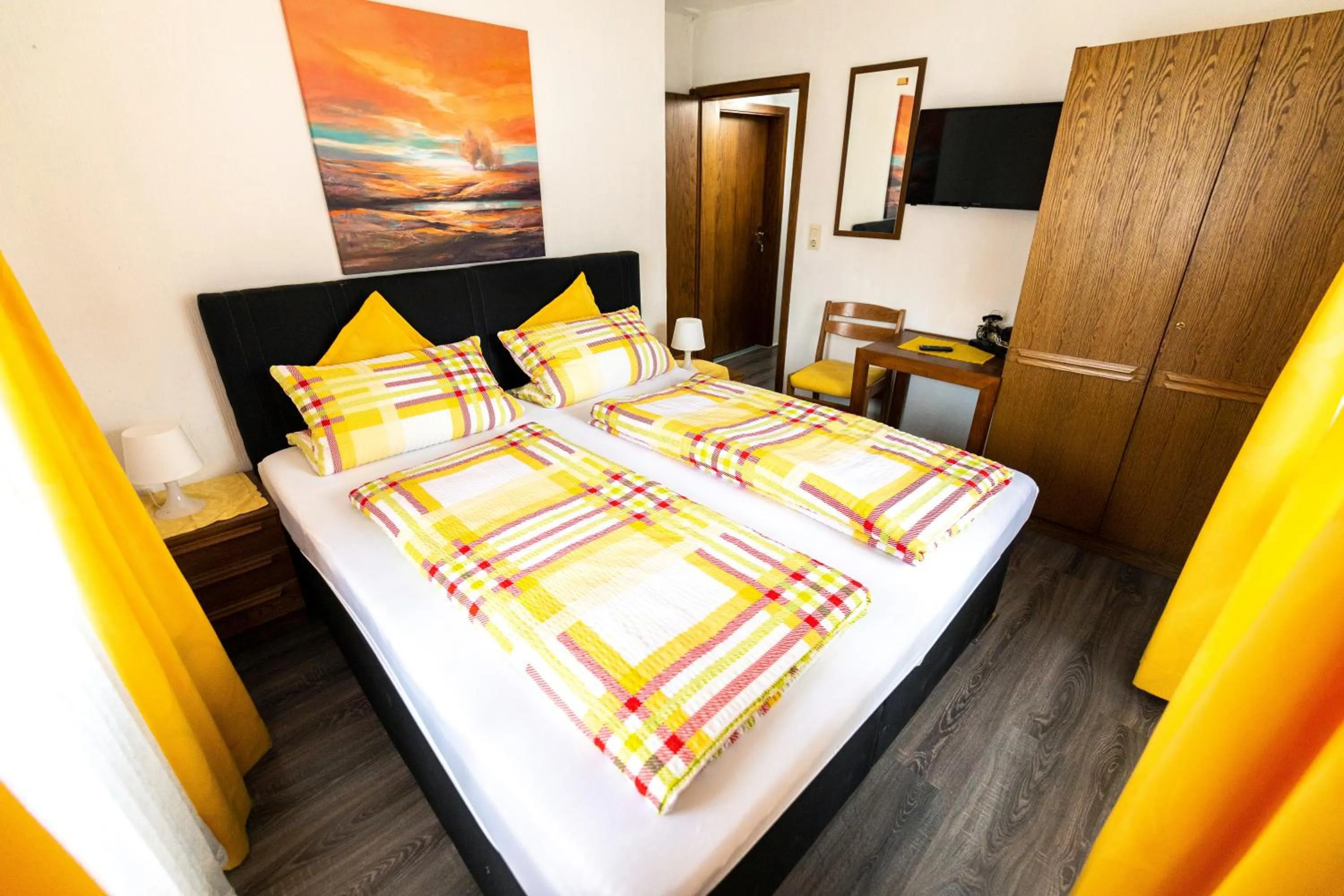 Photo of the whole room, Bed in Gasthaus Tannenhof