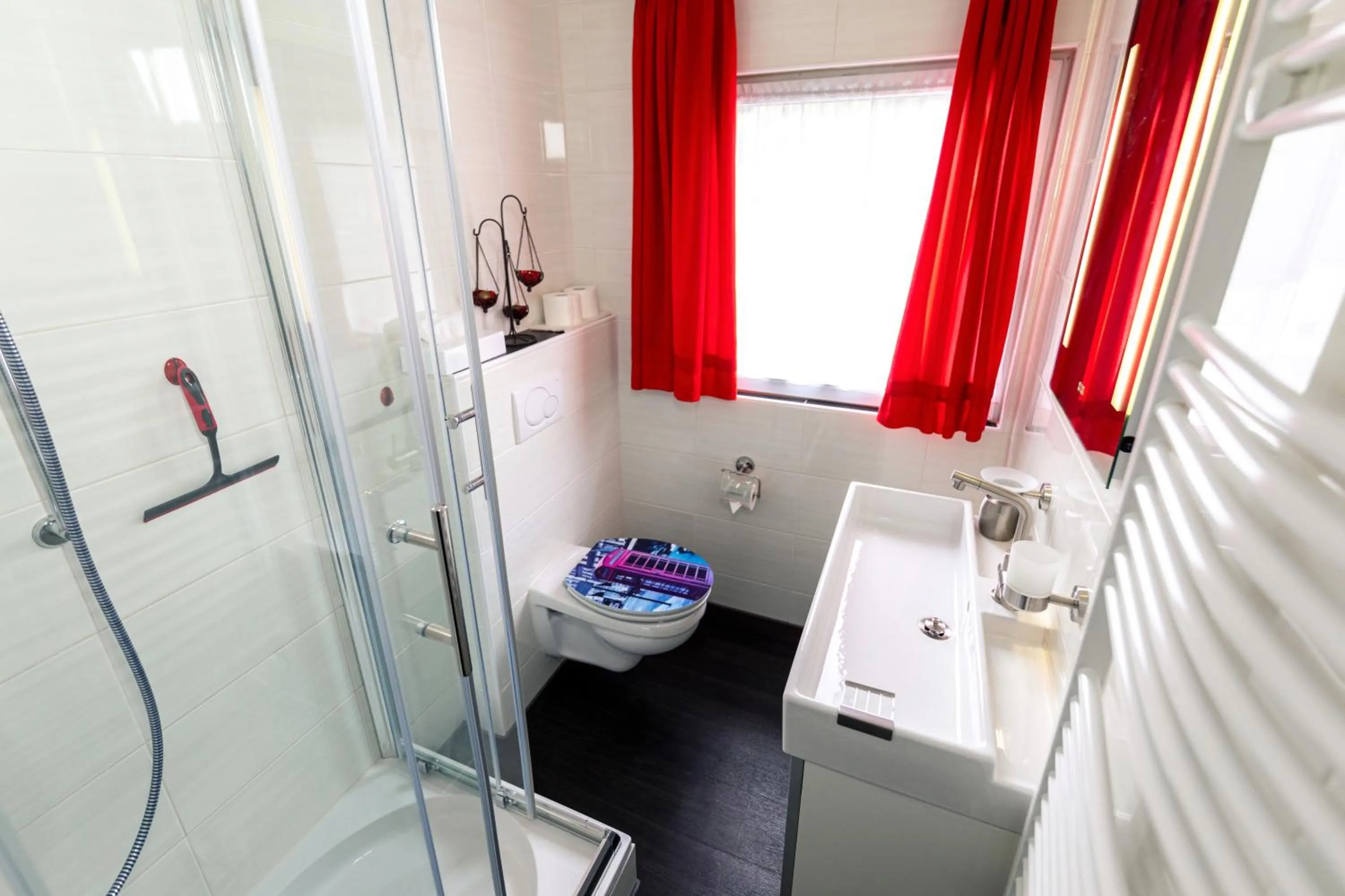 Photo of the whole room in Gasthaus Tannenhof