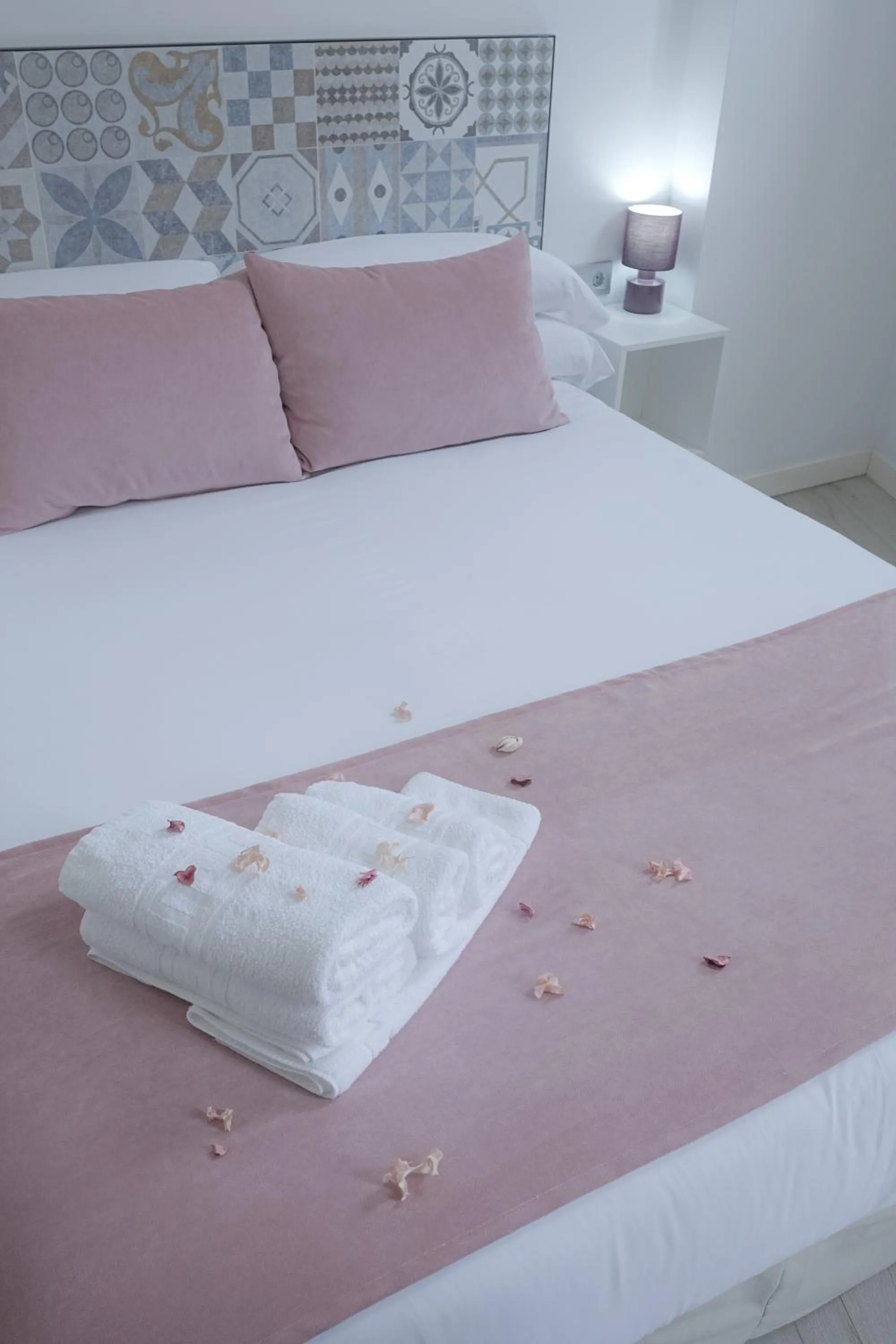 Decorative detail, Bed in Casa Palacio La Casa Blanca Suites