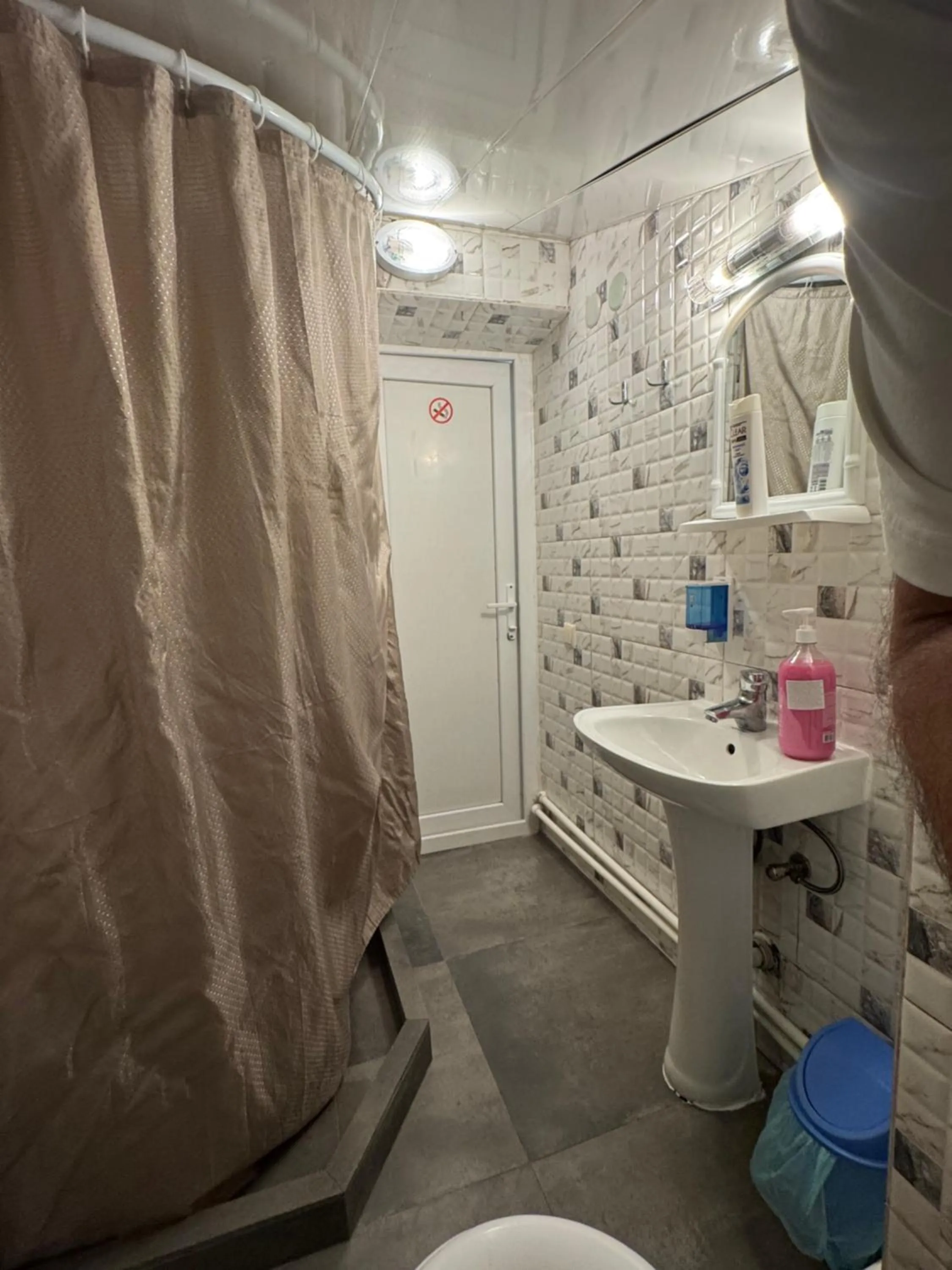 Shower in Hostel VOYAGE