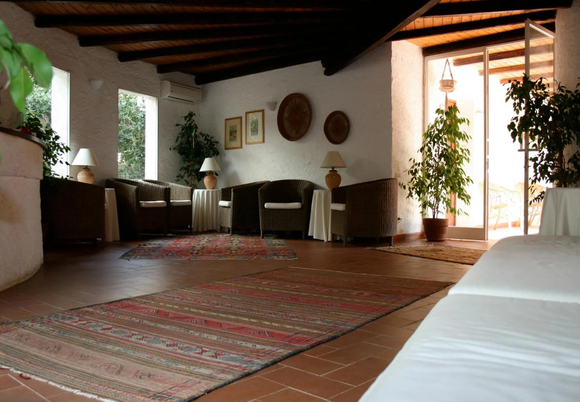 Lobby or reception, Bed in Hotel Villa Mediterranea