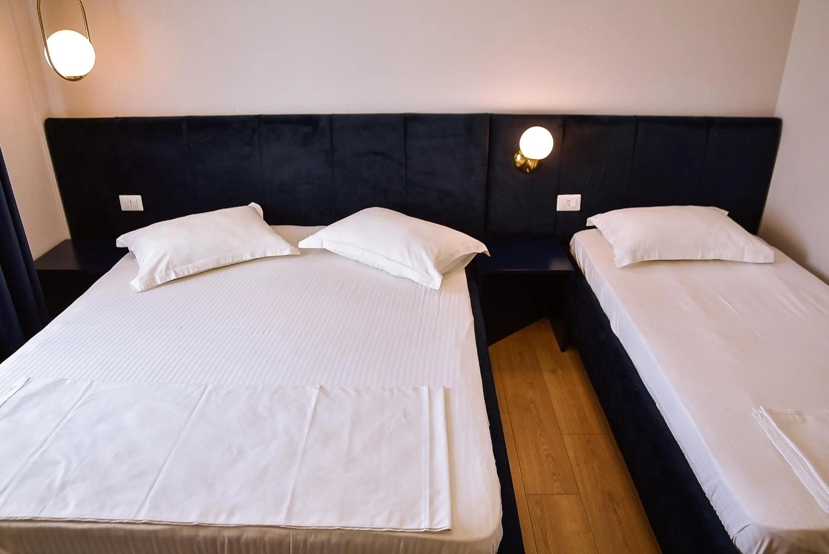 Photo of the whole room, Bed in Hotel Jurgen