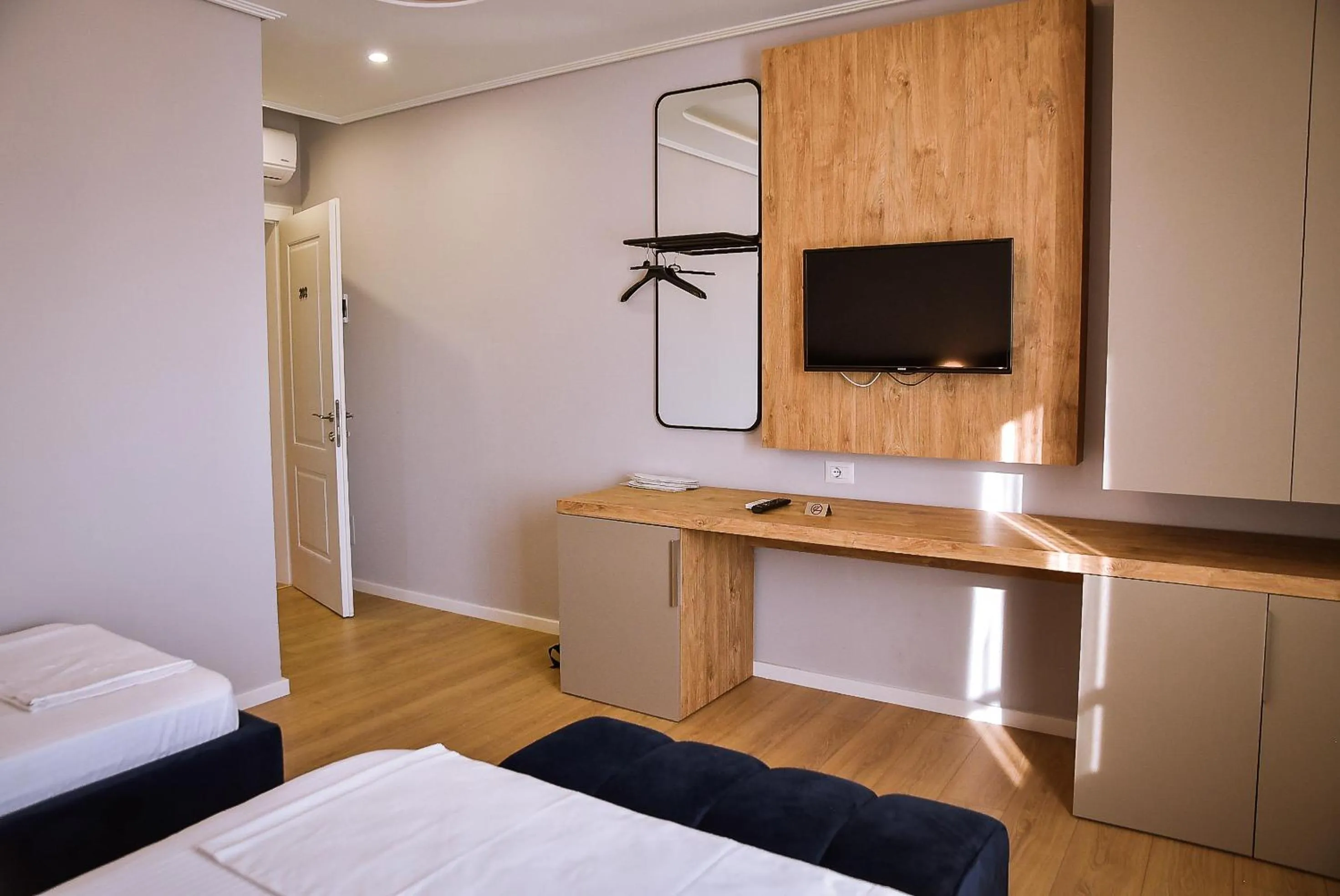 Photo of the whole room, Bed in Hotel Jurgen