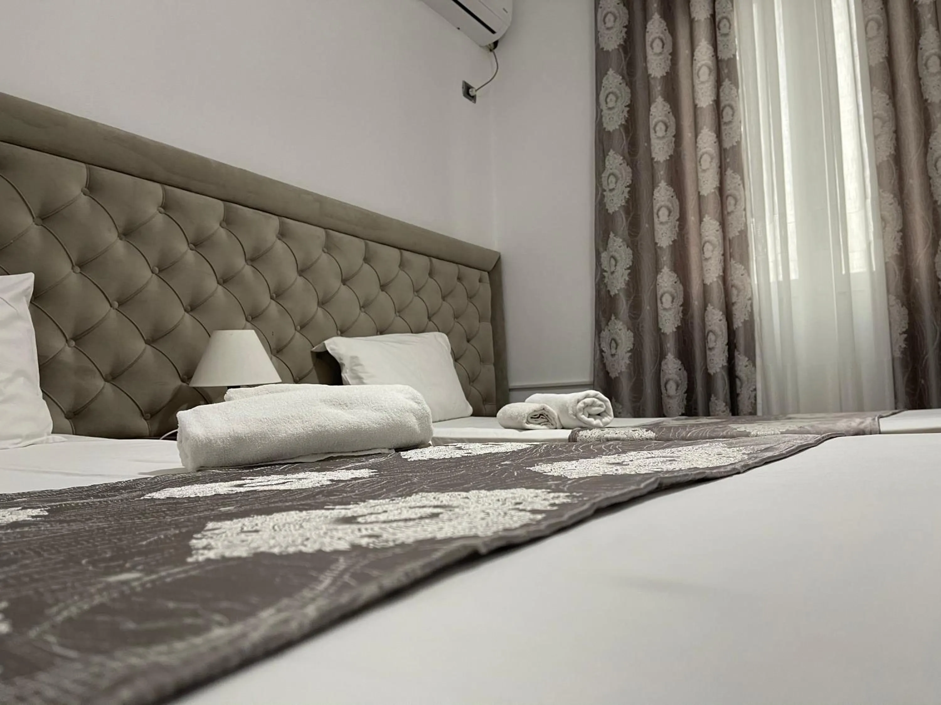 Photo of the whole room, Bed in Hotel Jurgen